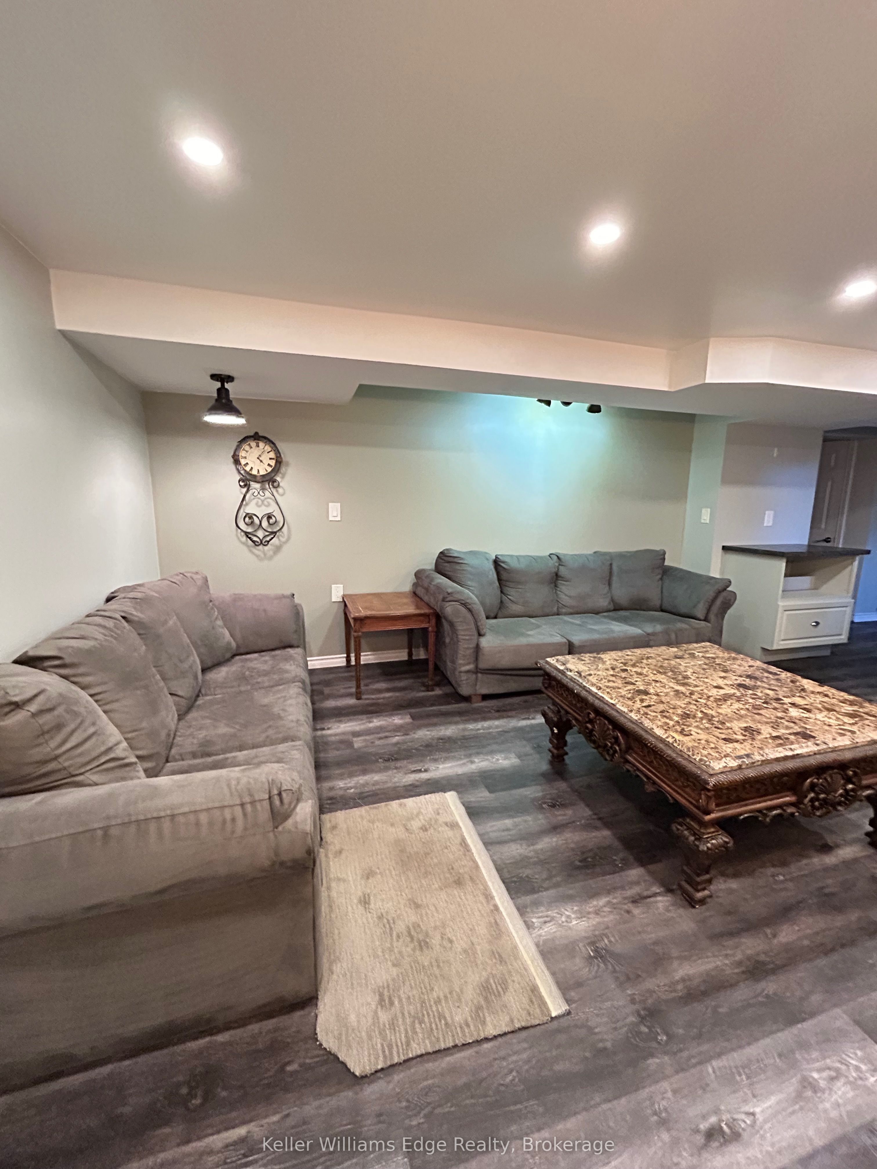 15 Hildegard Drive LOWER, Hamilton, ON L8K 5S1 photo 2