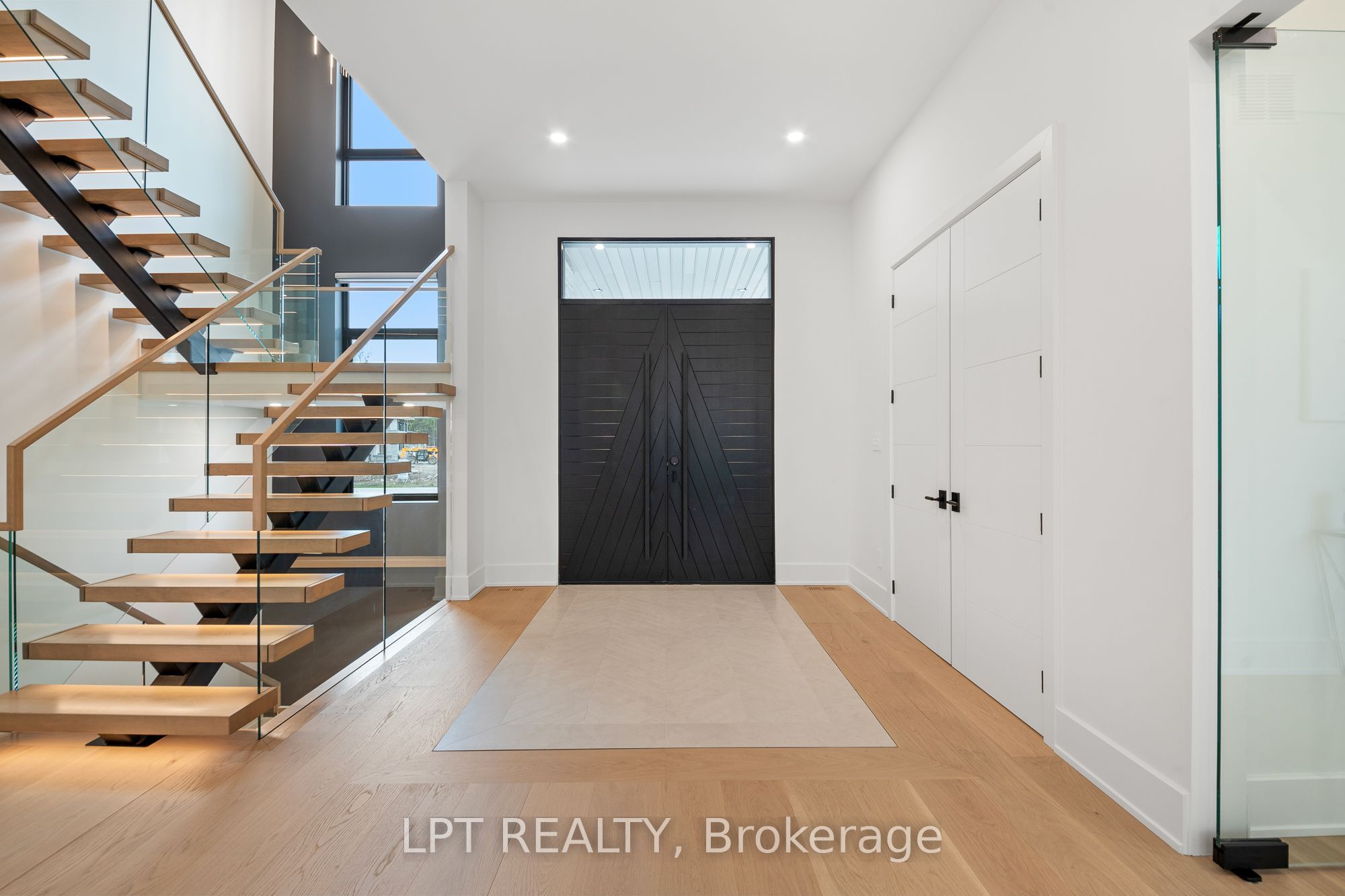 4508 Caballero Avenue, Manotick - Kars - Rideau Twp and Area, ON K4M 0A7 photo 5