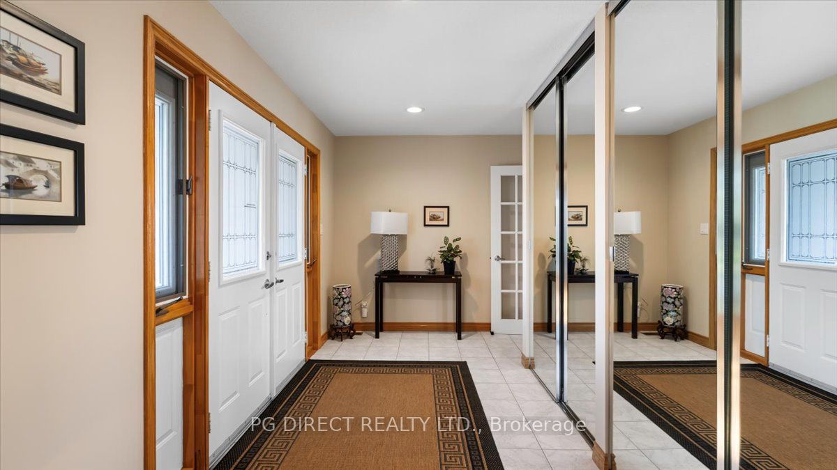 26 Bridlewood Lane, Quinte West, ON K8V 6N4 photo 3