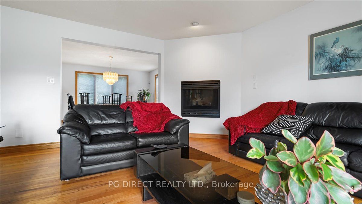 26 Bridlewood Lane, Quinte West, ON K8V 6N4 photo 4