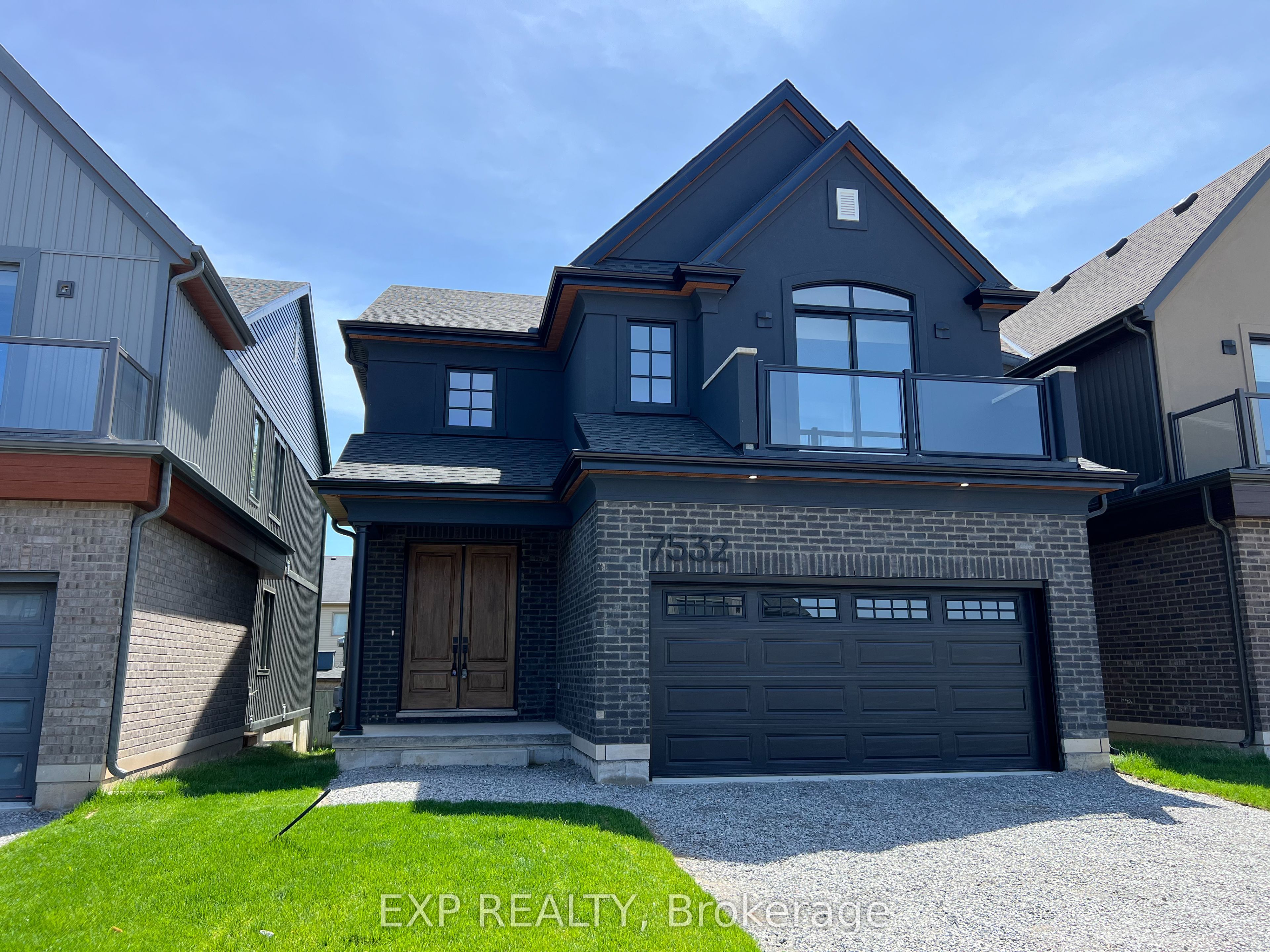 7532 Splendour Drive Upper, Niagara Falls, ON L2H 3V9