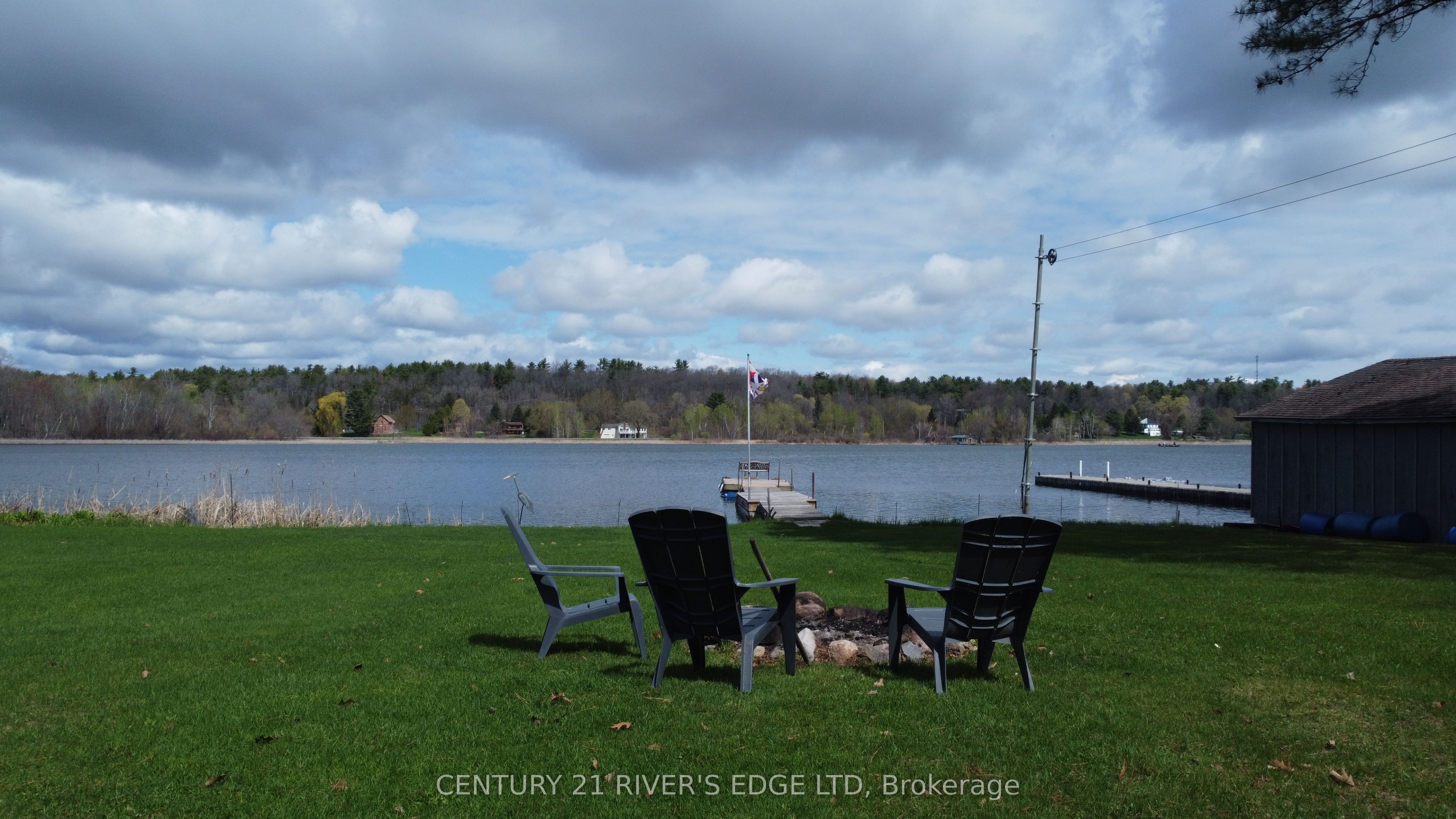 70 Kerry Point Road, Leeds and the Thousand Islands, ON K0E 1R0 photo 4