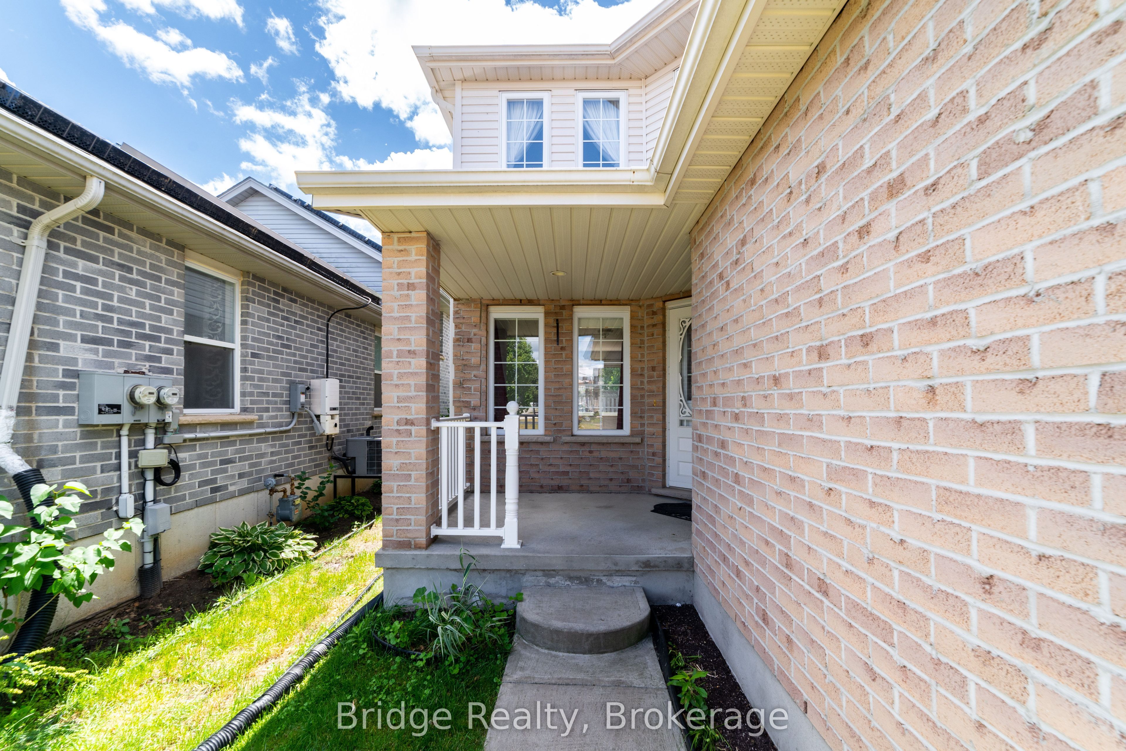 551 Ontario Street, Woodstock, ON N4V 1H2 photo 3