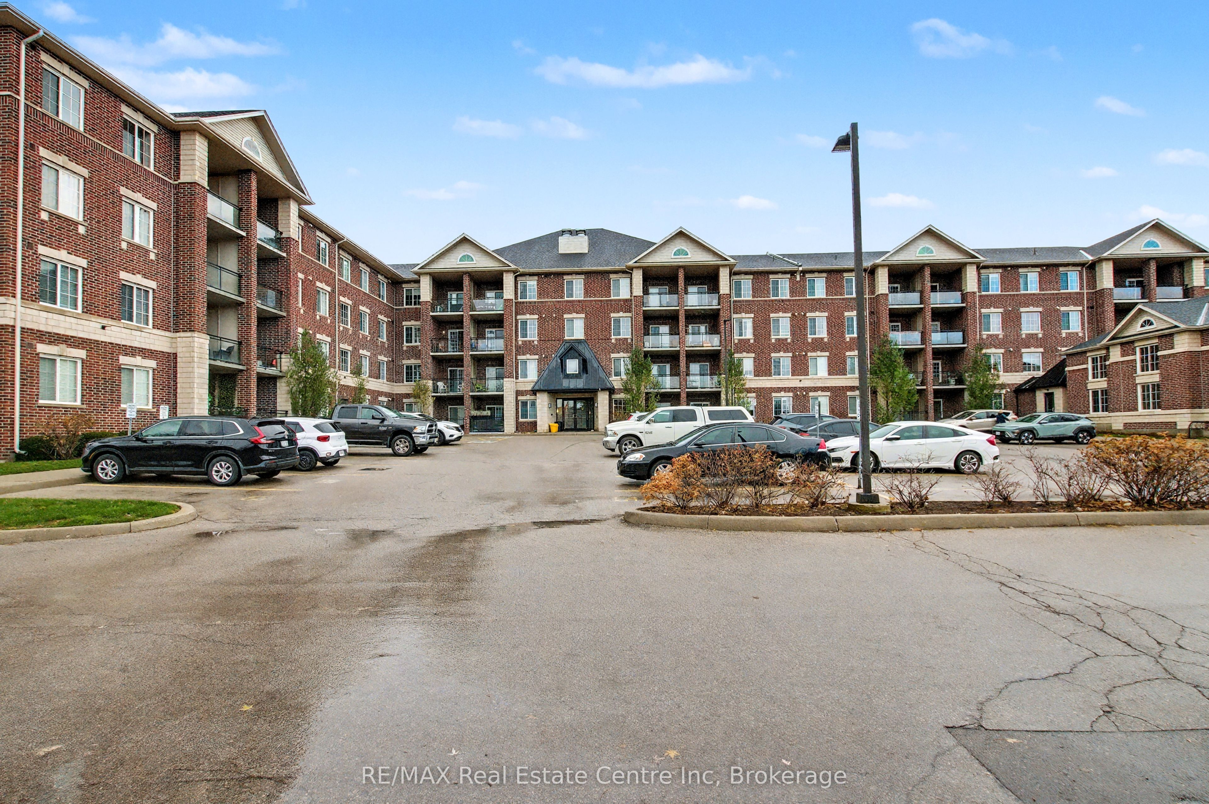 1440 Gordon Street 318, Guelph, ON N1L 1C8 photo 5