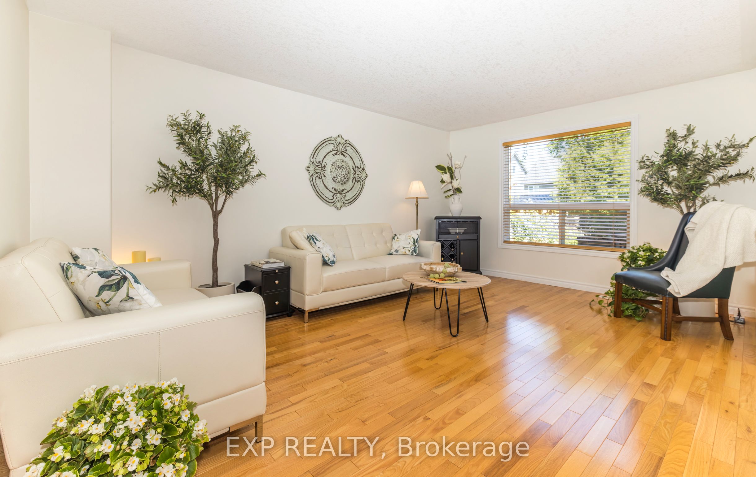 105 Hampson Crescent, Guelph/Eramosa, ON N0B 2K0 photo 3