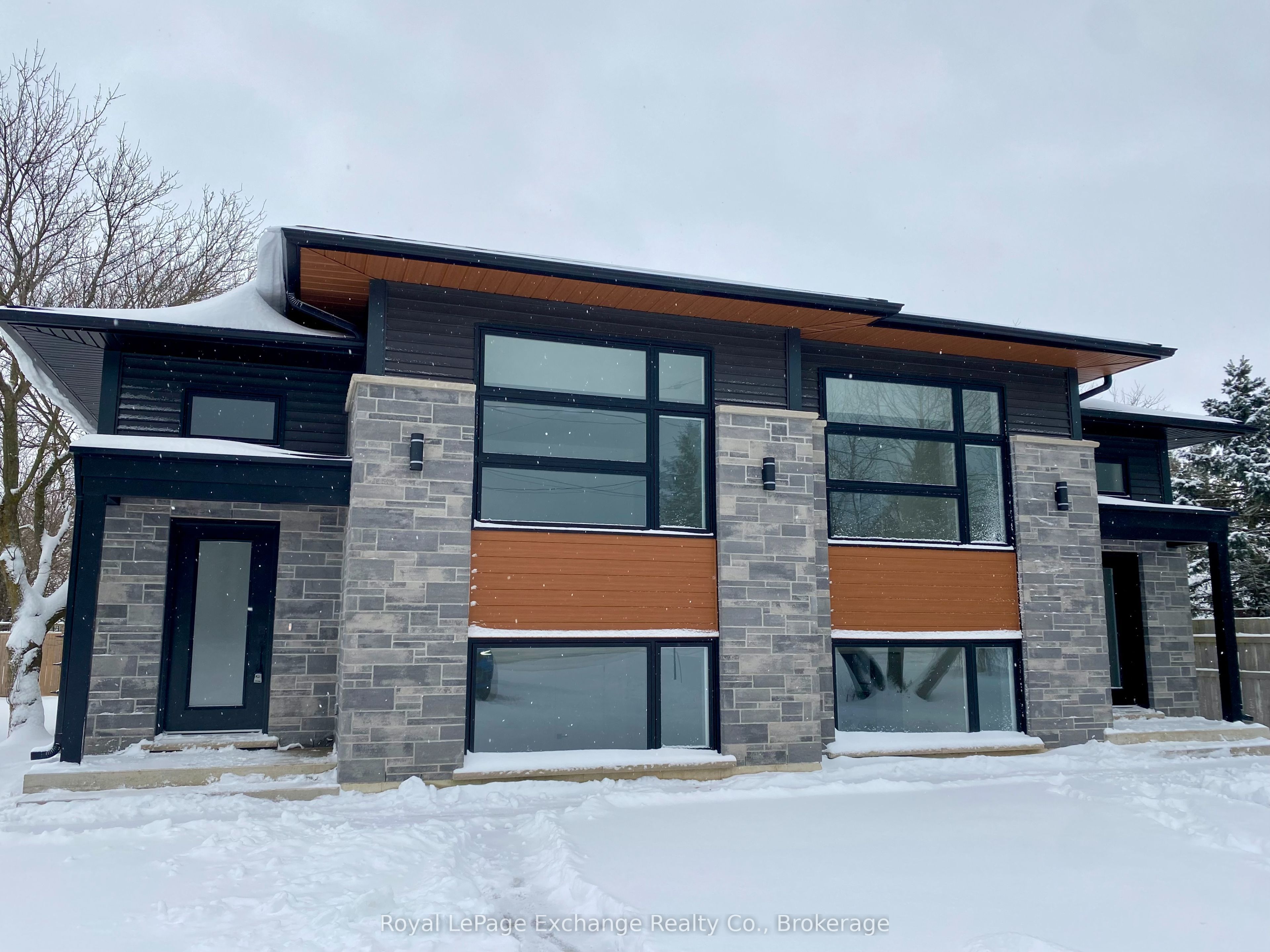 1085 Sutton Street, Kincardine, ON N2Z 2G1
