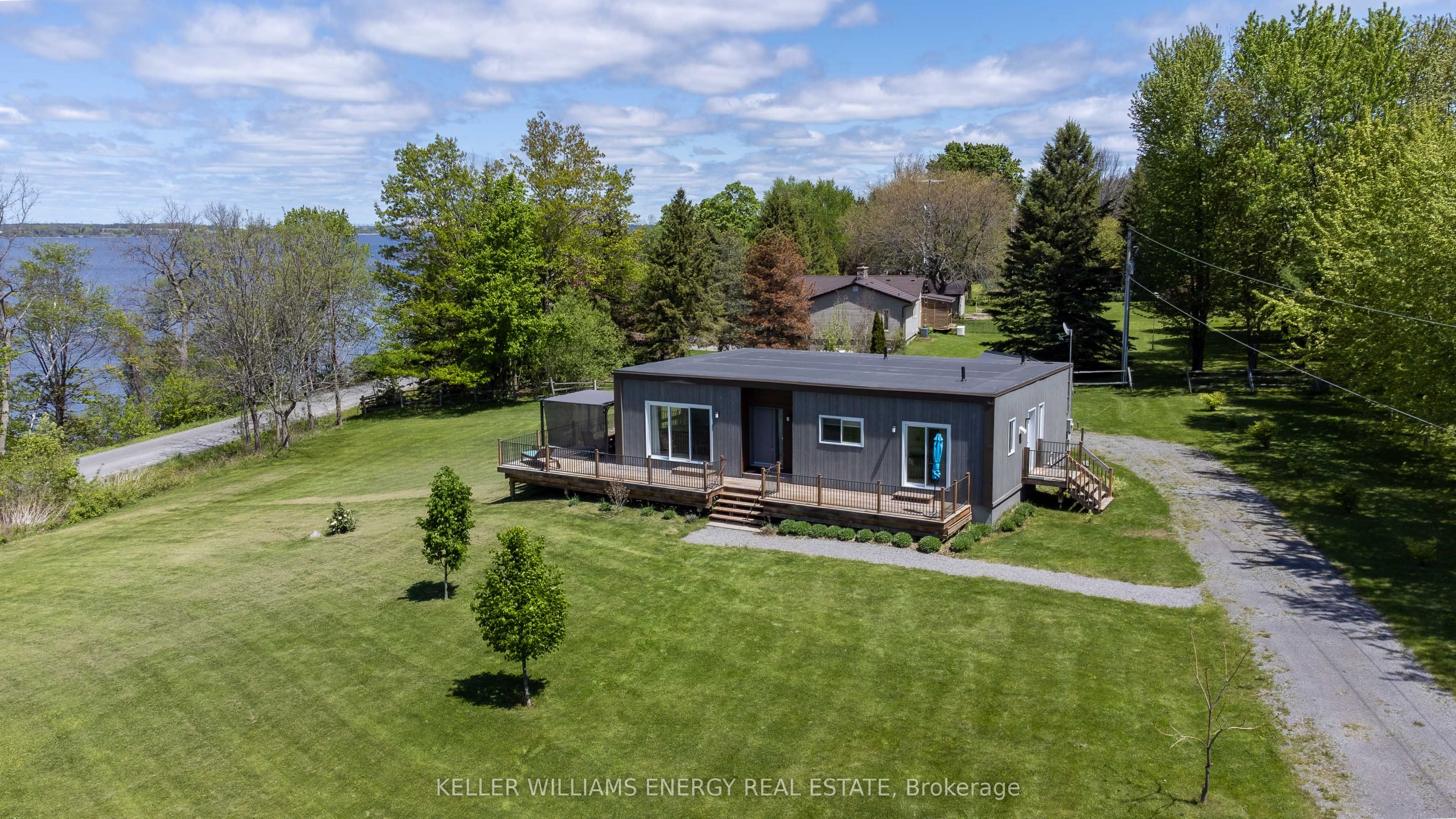 326 Cressy Bayside Road, Prince Edward County, ON K0K 2T0 photo 5
