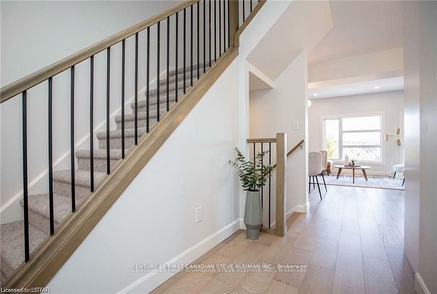 2700 Buroak Drive 17, London North, ON N6G 5B6 photo 3