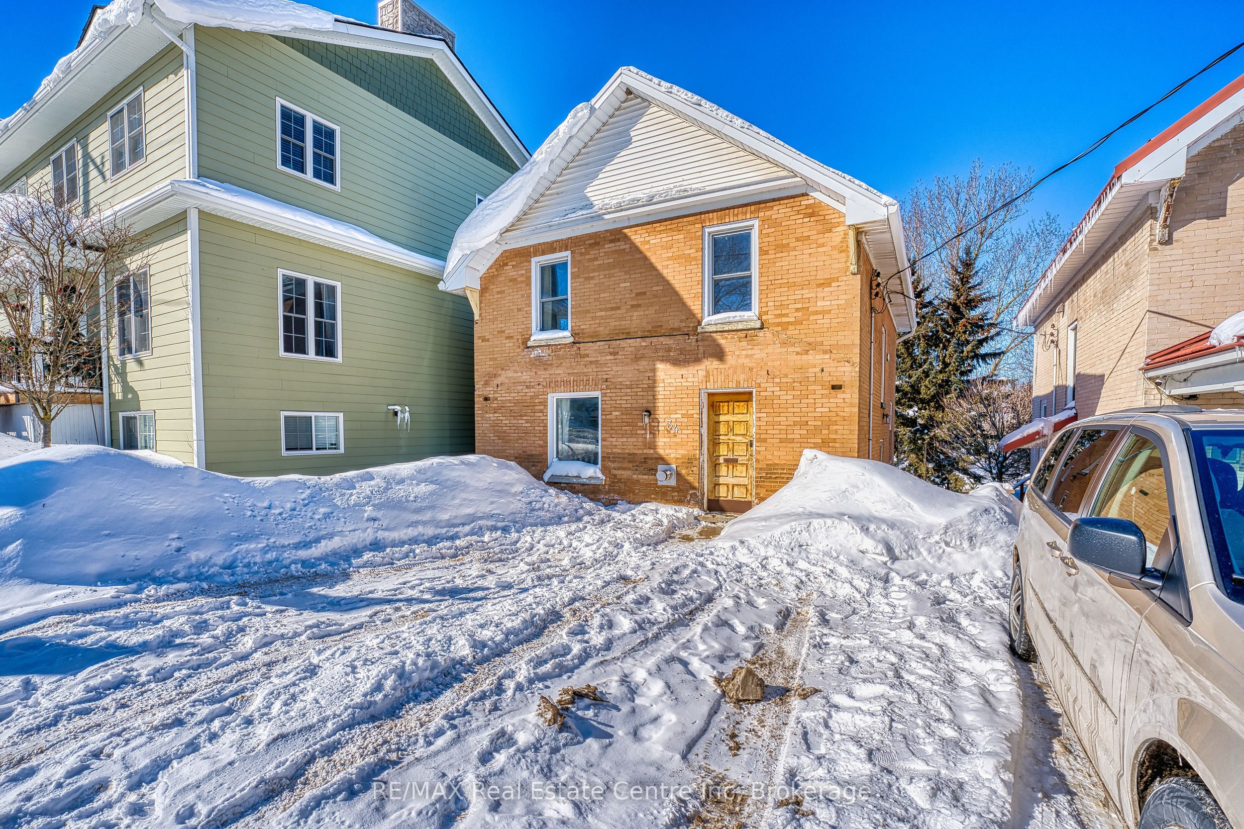 34 Wellington Street, Mapleton, ON N0G 1P0 photo 2