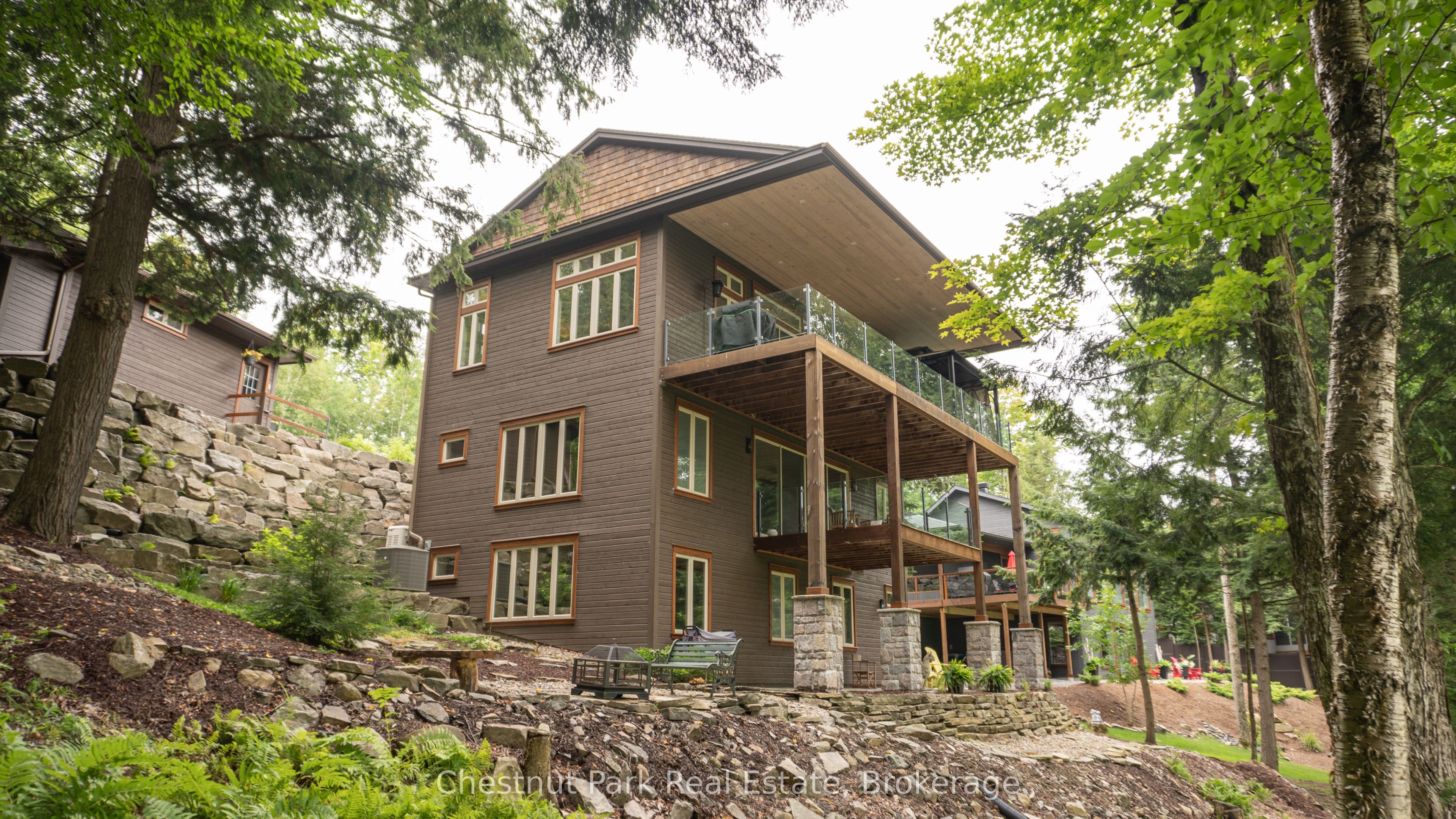 41 Clubhouse Drive, Huntsville, ON P1H 1B1