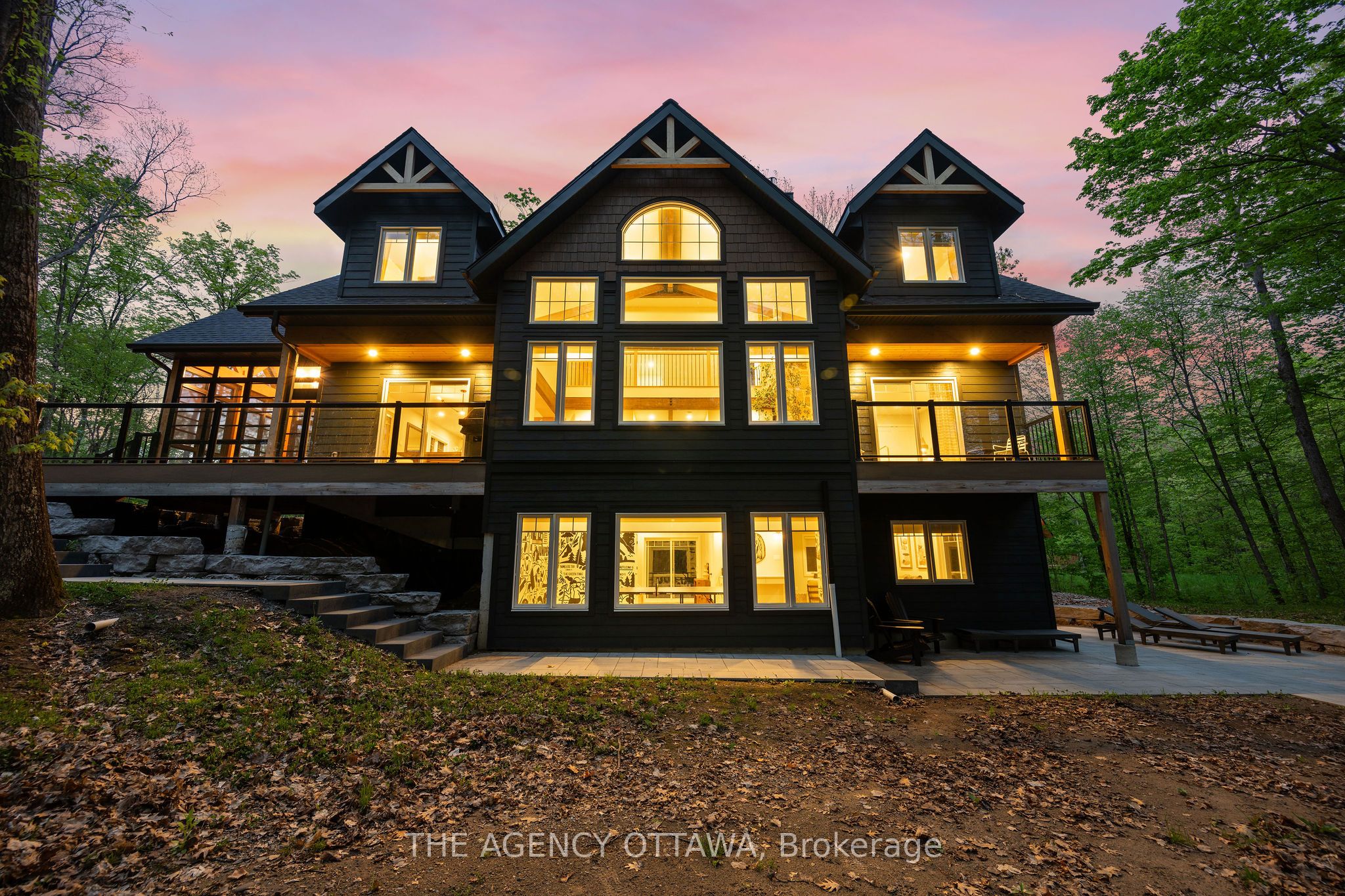 36 Crestview Drive, Greater Madawaska, ON K0J 1H0 photo 3