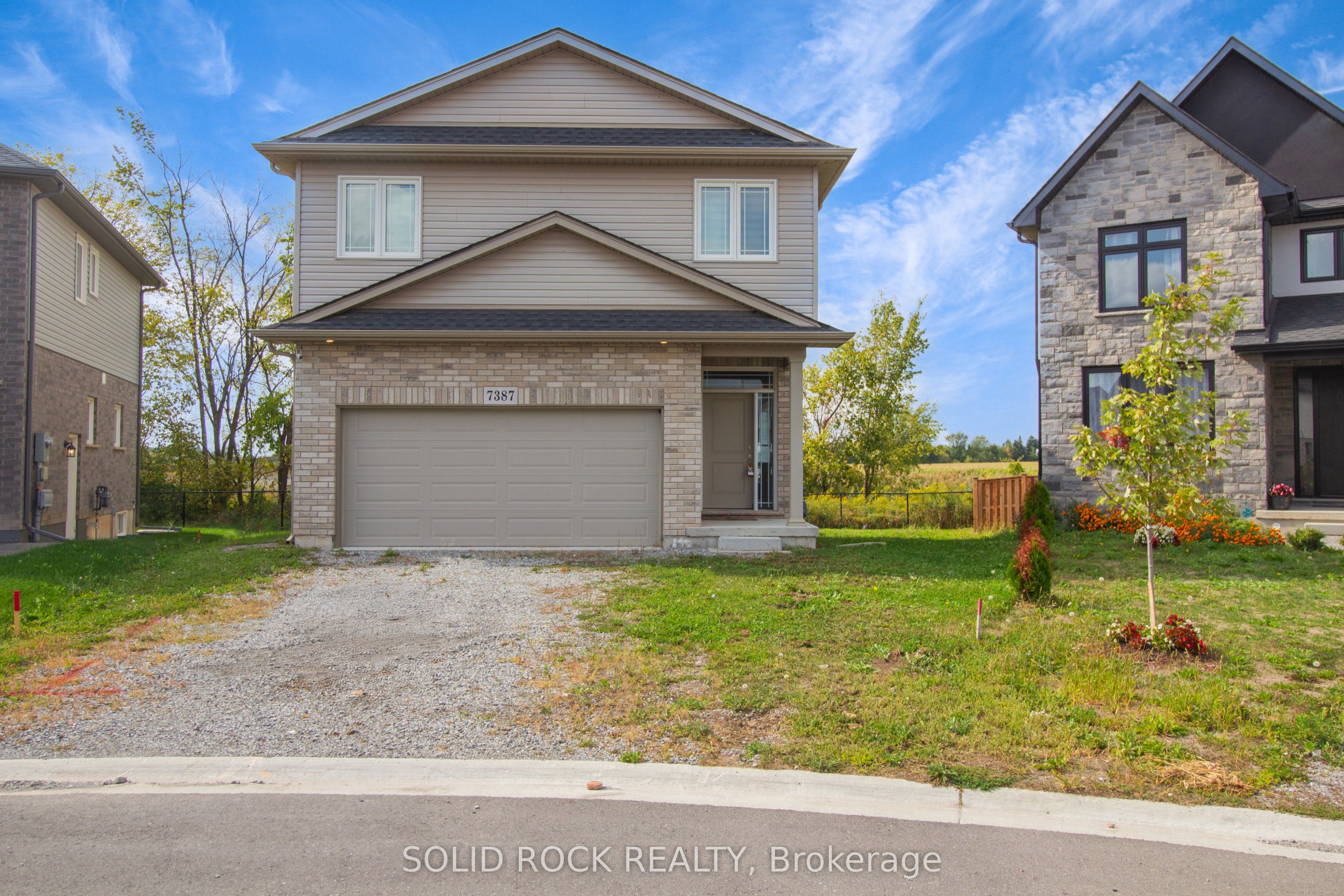 7387 Sherrilee Crescent, Niagara Falls, ON L2H 3T4 photo 2