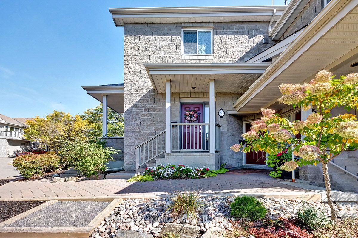 36 Robson Court, Kanata, ON K2K 2W1