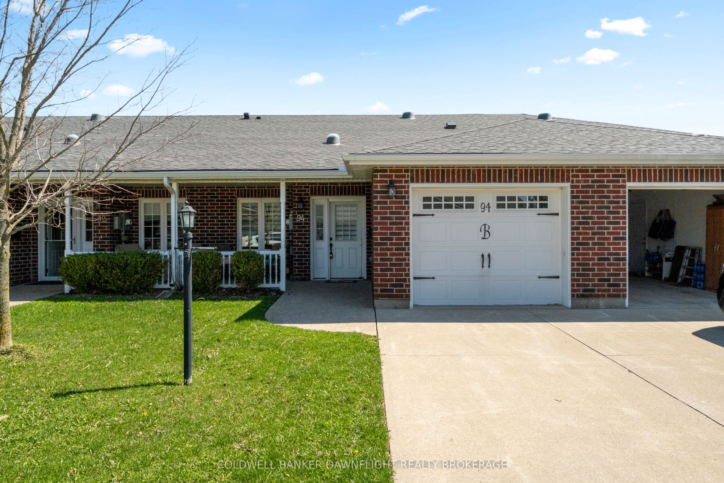 94 Redford Drive, South Huron, ON N0M 1S3 photo 4