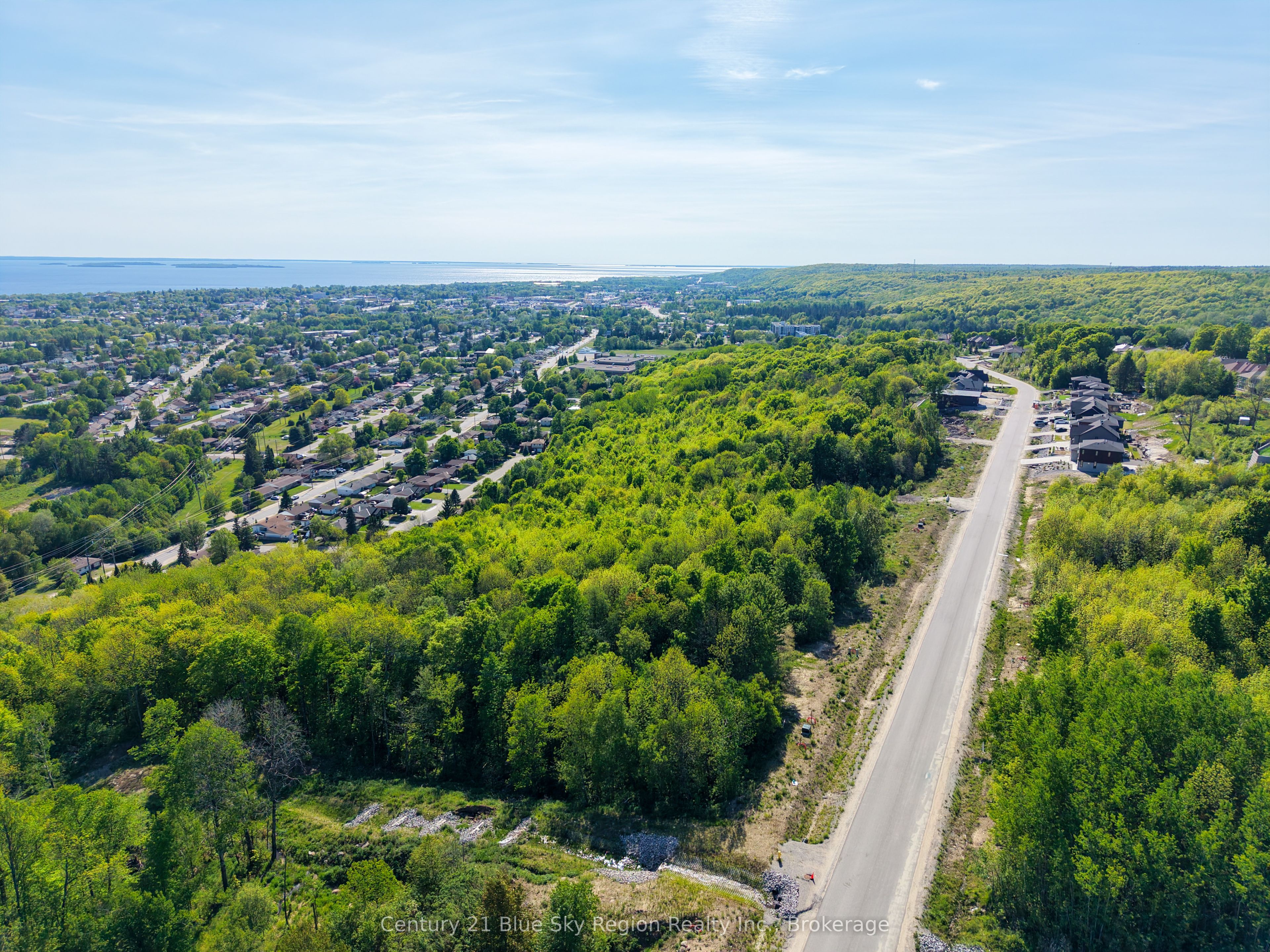 70 KENRETA Drive, North Bay, ON P1C 0A5