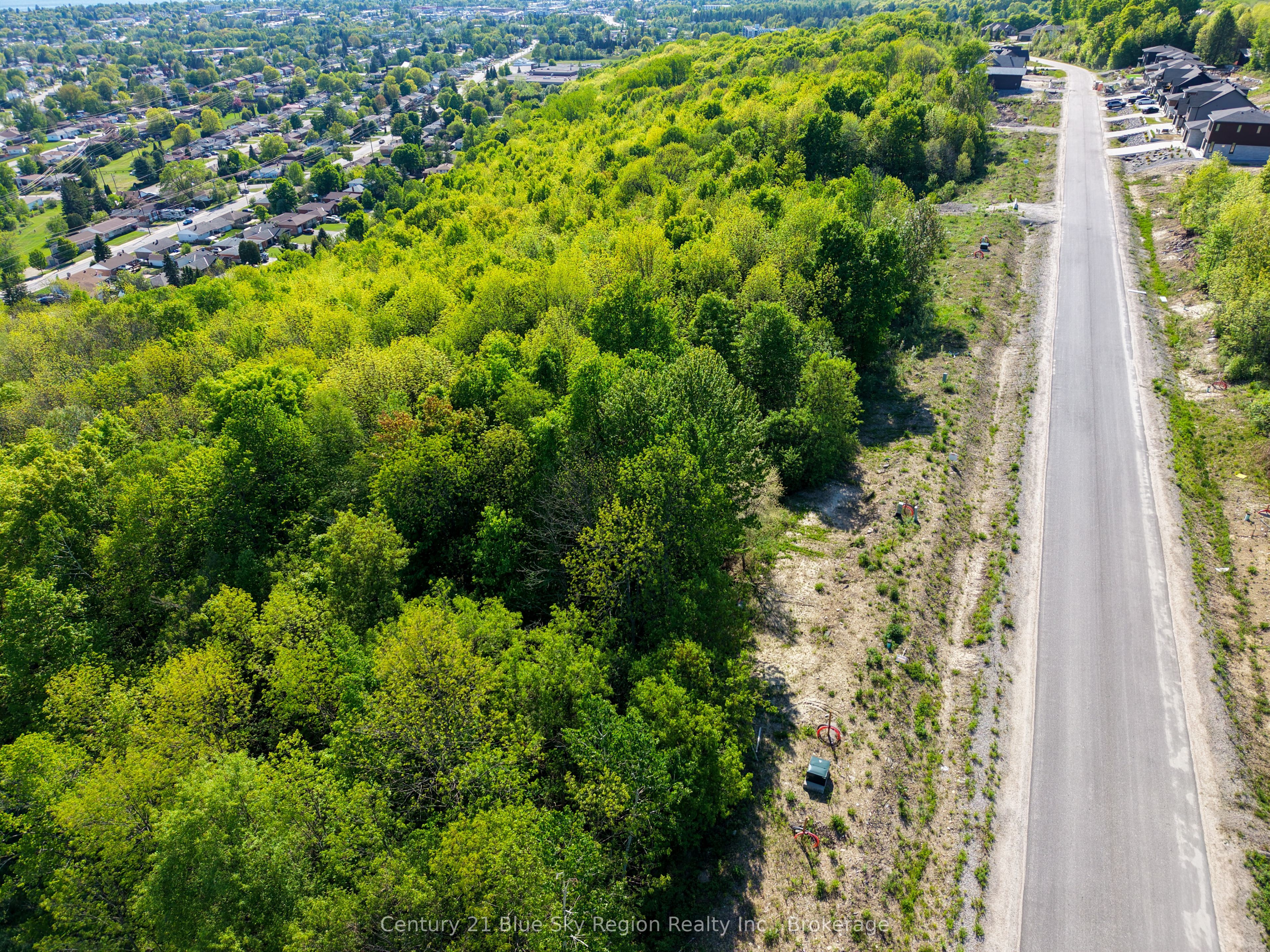 70 KENRETA Drive, North Bay, ON P1C 0A5 photo 4
