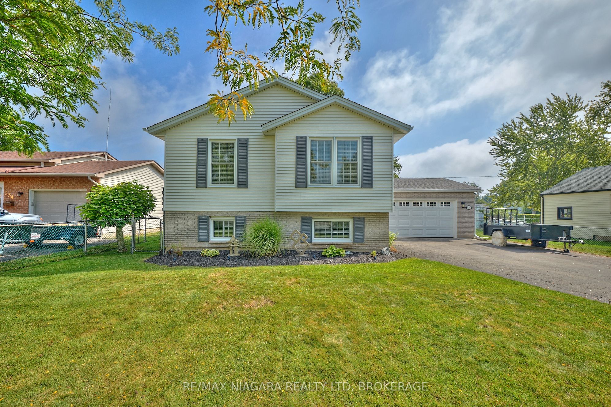 524 Lakeview Road, Fort Erie, ON L2A 4W6