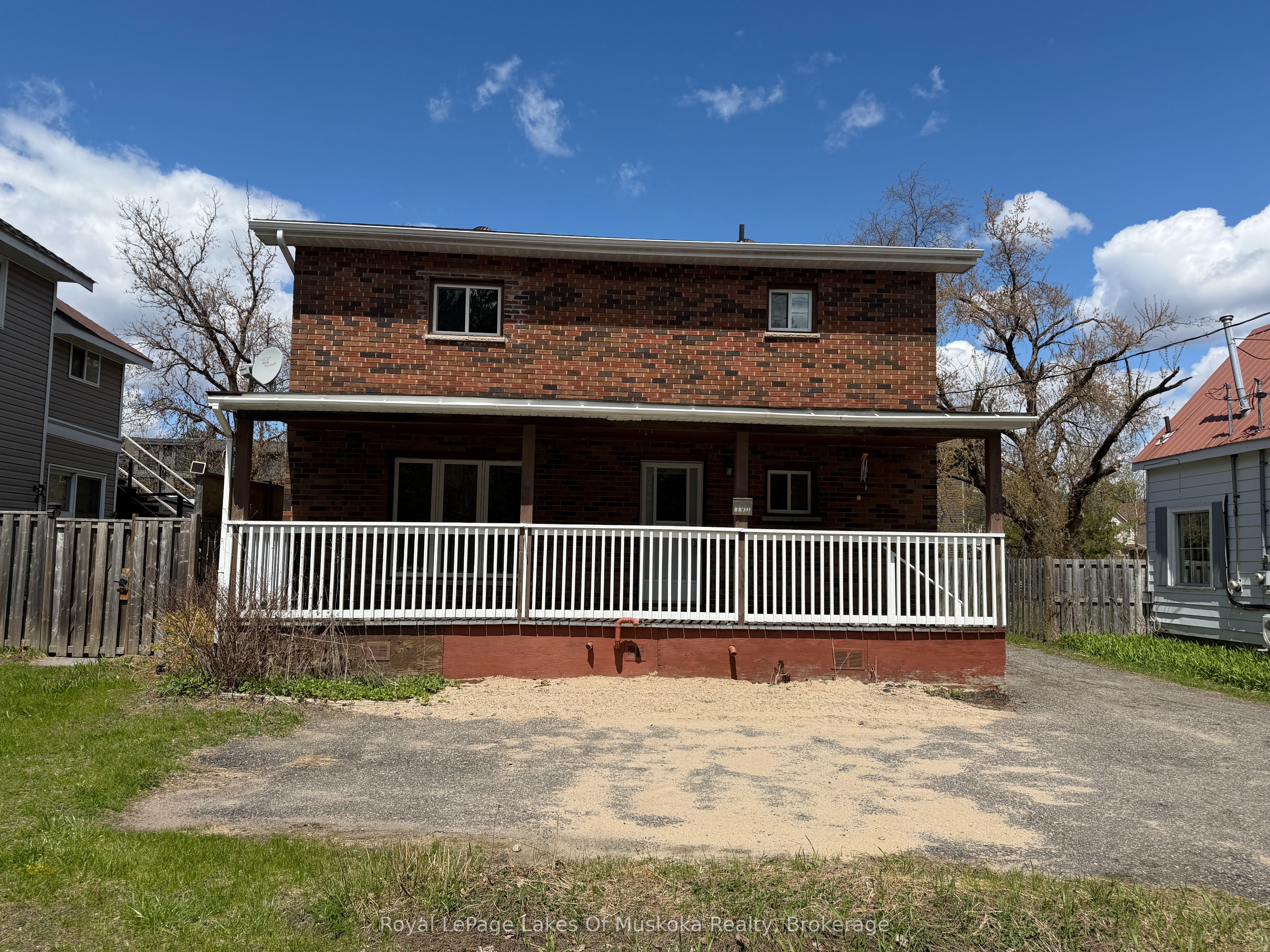190 Ecclestone Drive, Bracebridge, ON P1L 1E5