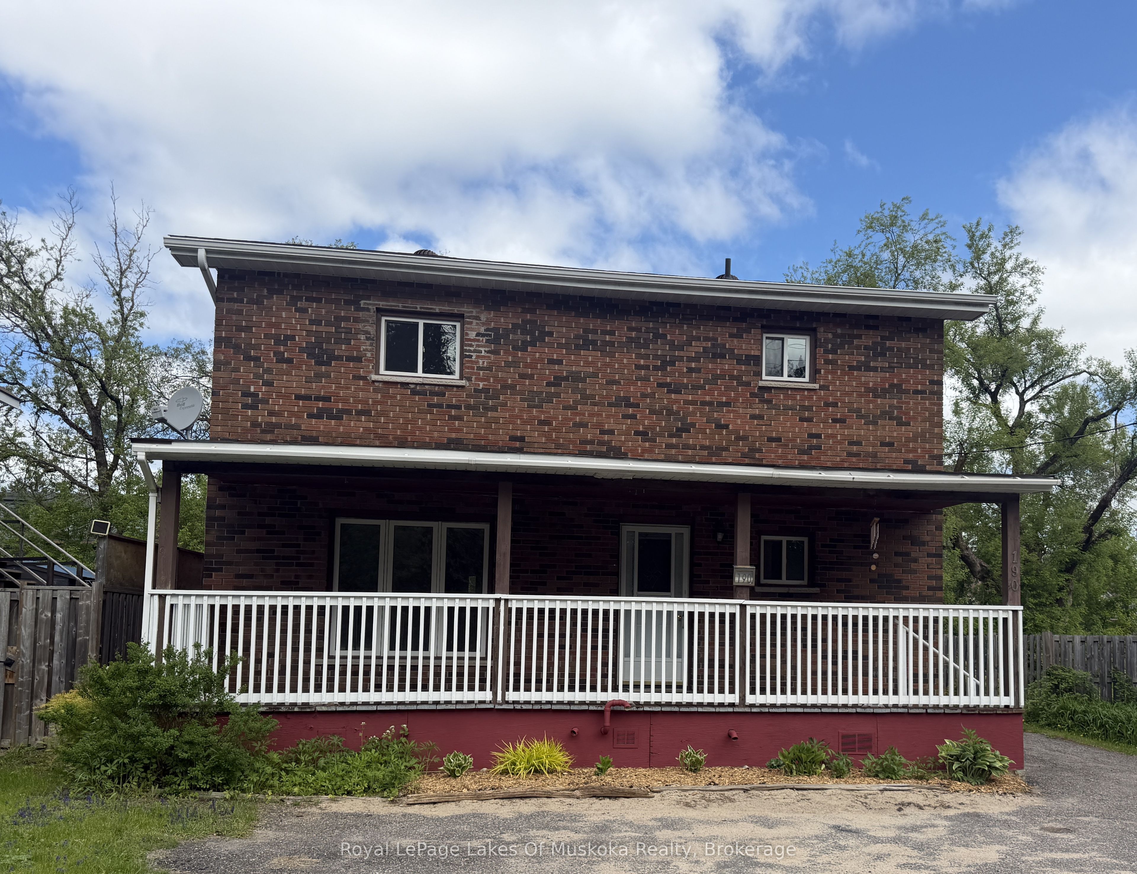 190 Ecclestone Drive, Bracebridge, ON P1L 1E5 photo 2