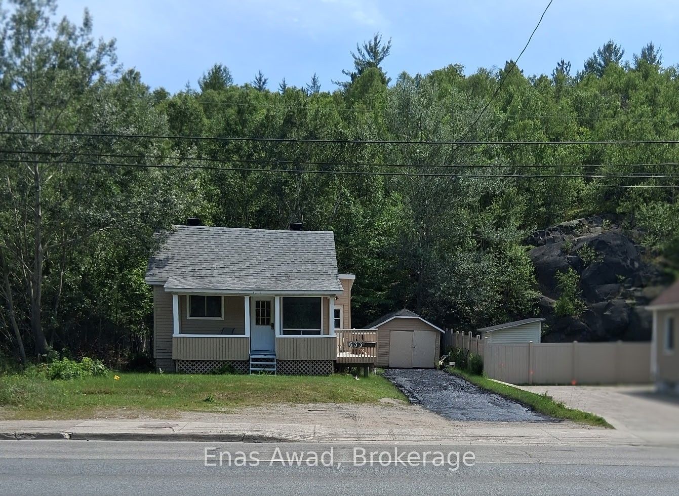 633 Kingsway N/A, Greater Sudbury, ON P3B 2E4 photo 2