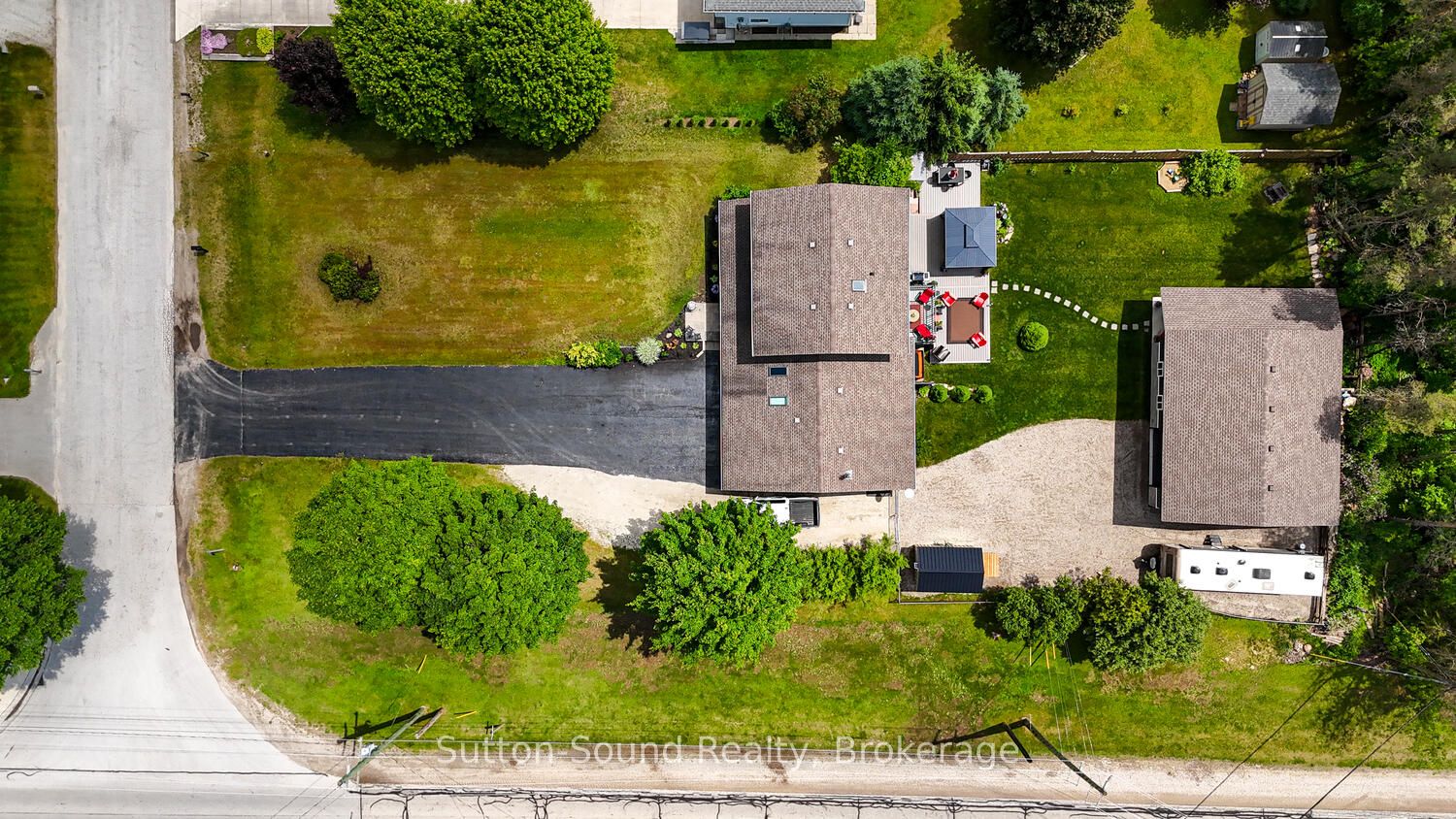 35 Pine Tree Drive, South Bruce Peninsula, ON N0H 1P0 photo 5