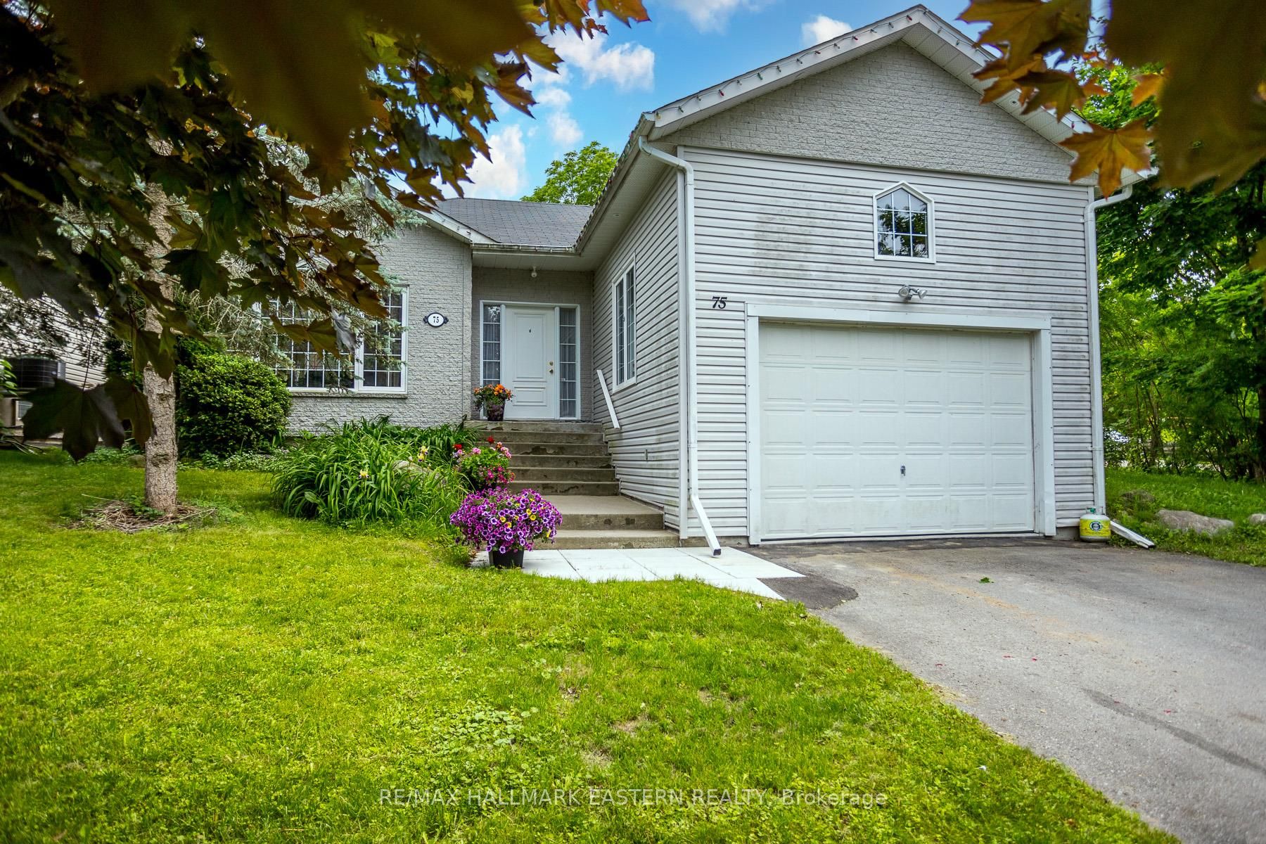 75 Oxford Street, Selwyn, ON K0L 2H0 photo 2