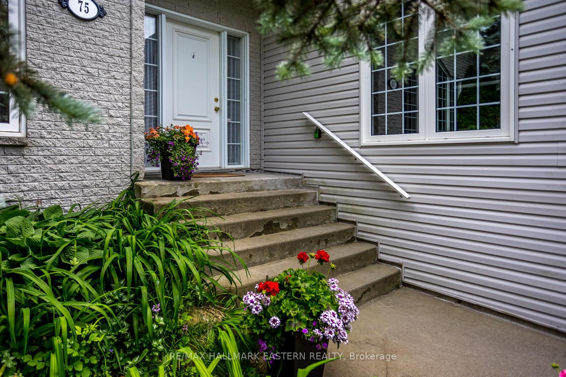 75 Oxford Street, Selwyn, ON K0L 2H0 photo 4