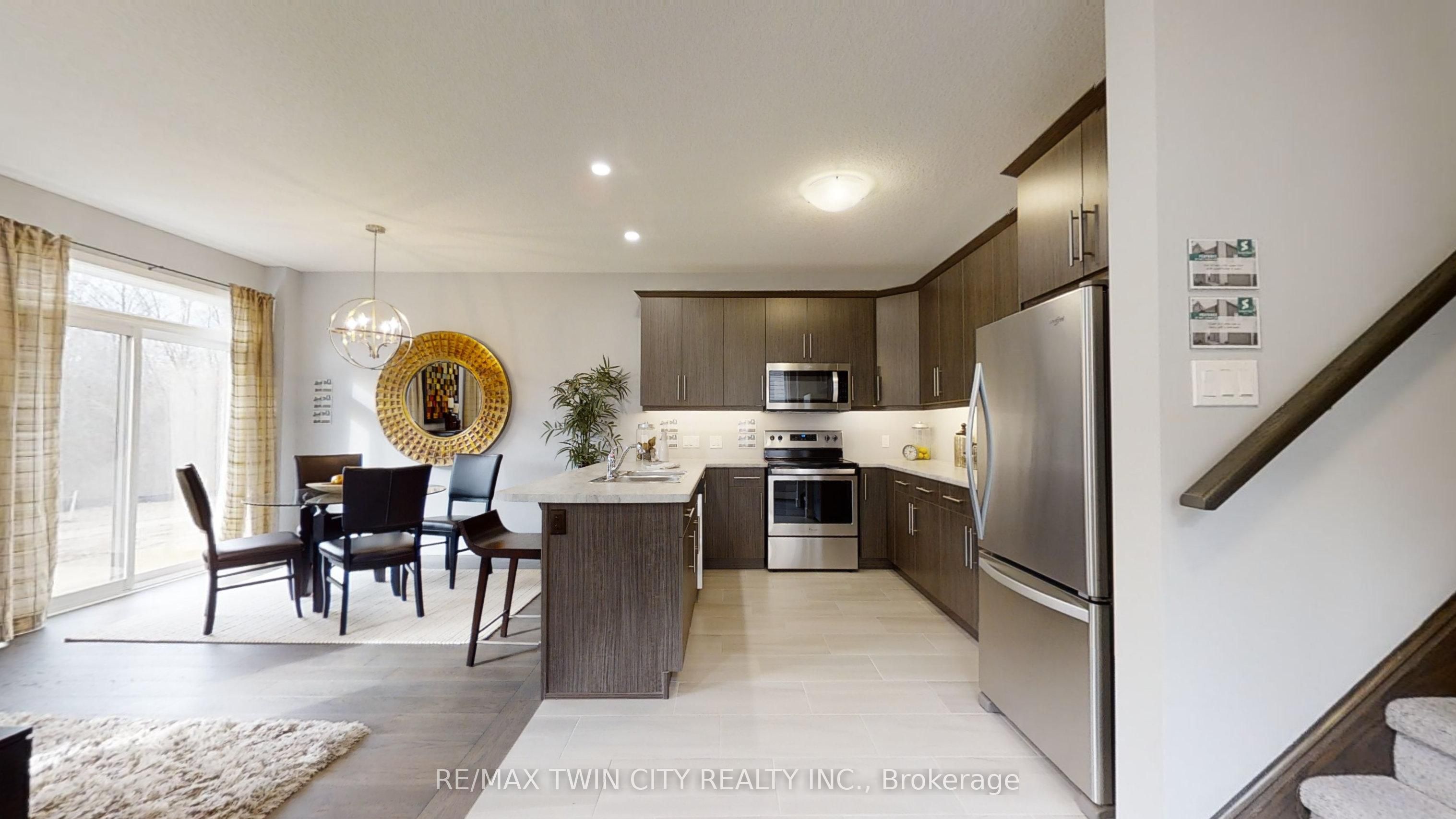 2024 Evans Boulevard, London South, ON N6M 0J6 photo 4