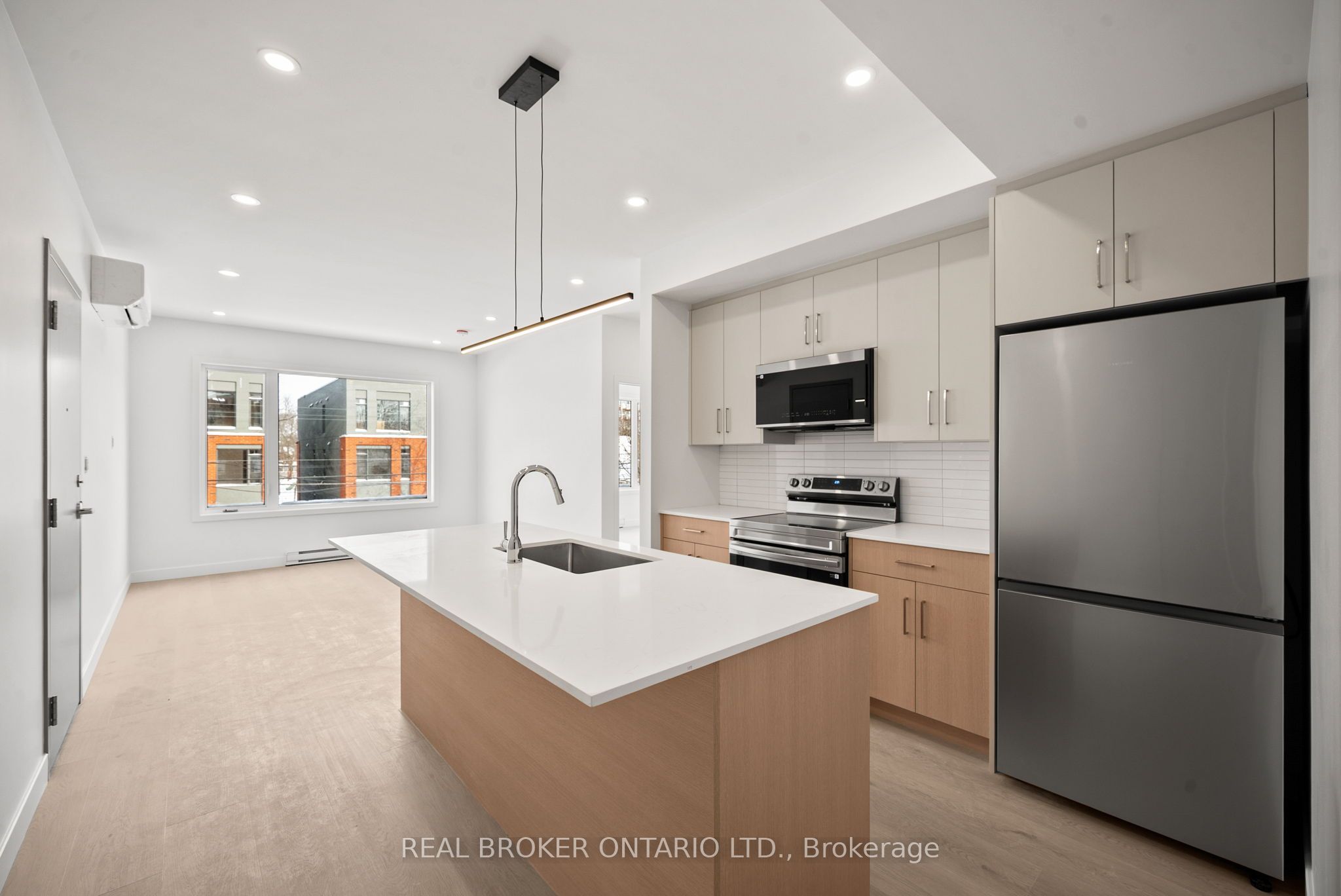 184 Woodroffe Avenue 6, Woodroffe, ON K2A 3T9 photo 3
