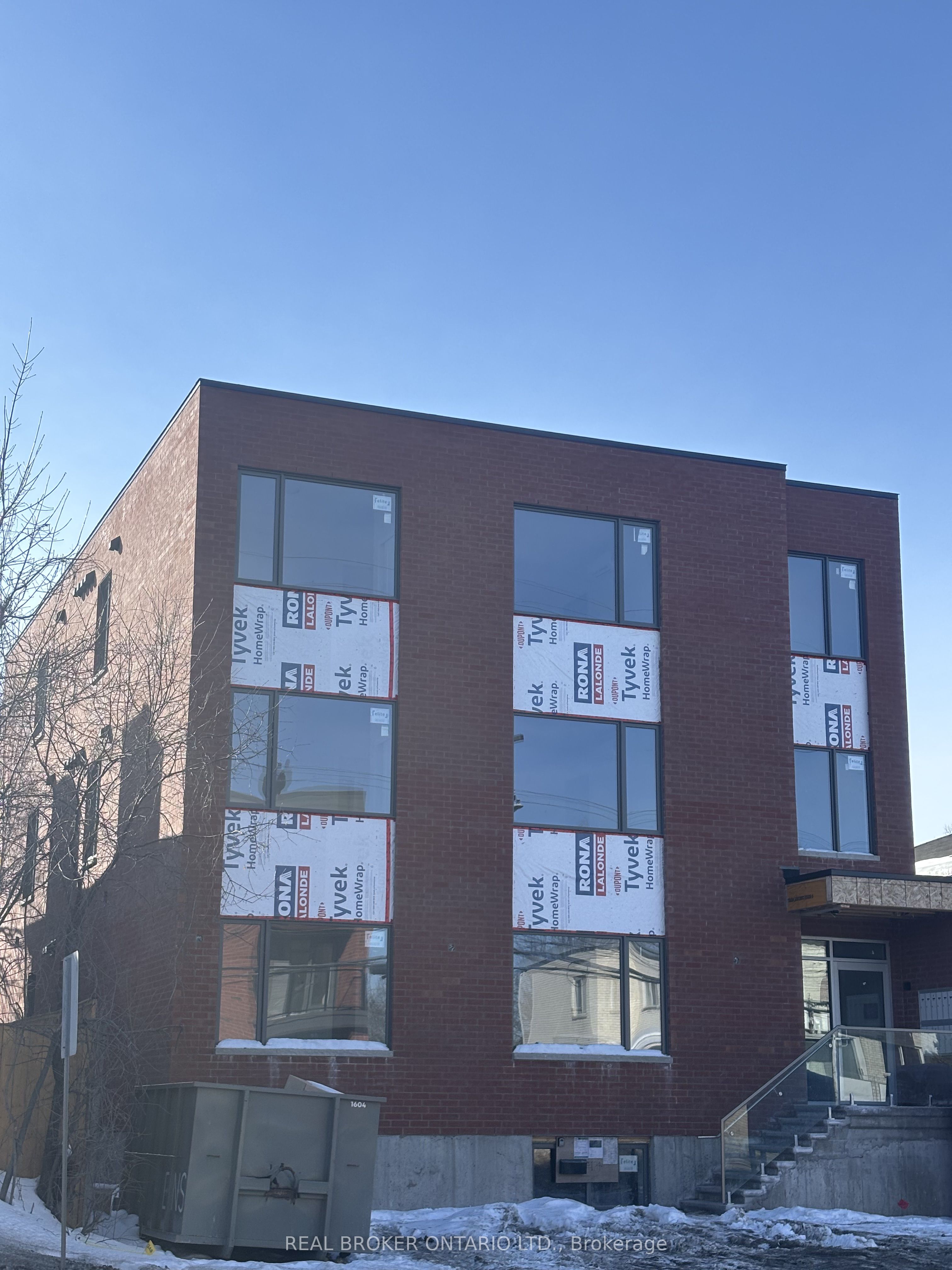 184 Woodroffe Avenue 5, Woodroffe, ON K2A 3T9