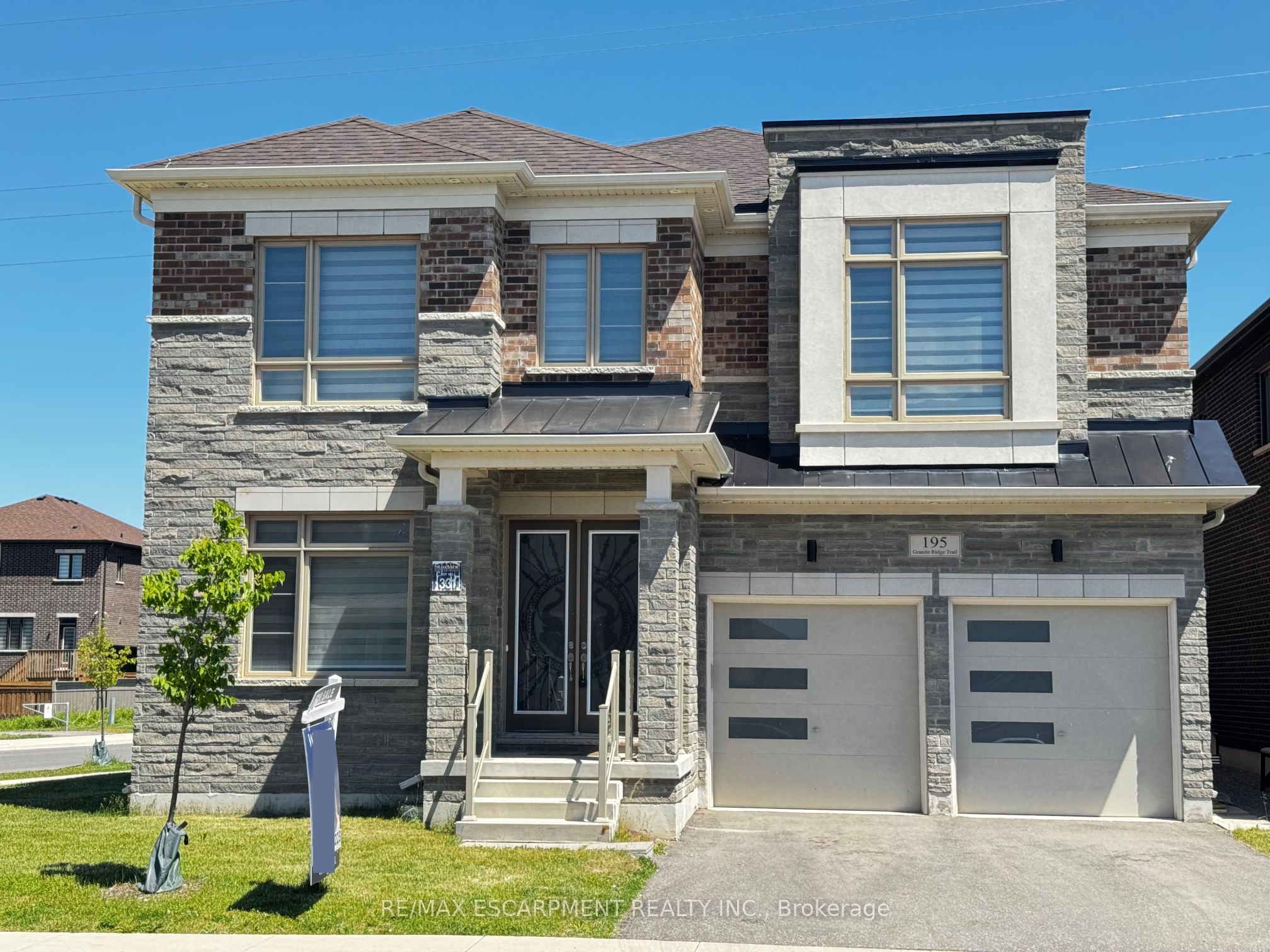195 Granite Ridge Trail, Hamilton, ON L8B 1Z1 photo 3
