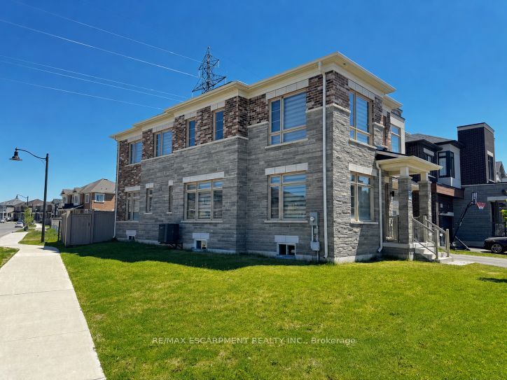 195 Granite Ridge Trail, Hamilton, ON L8B 1Z1 photo 4