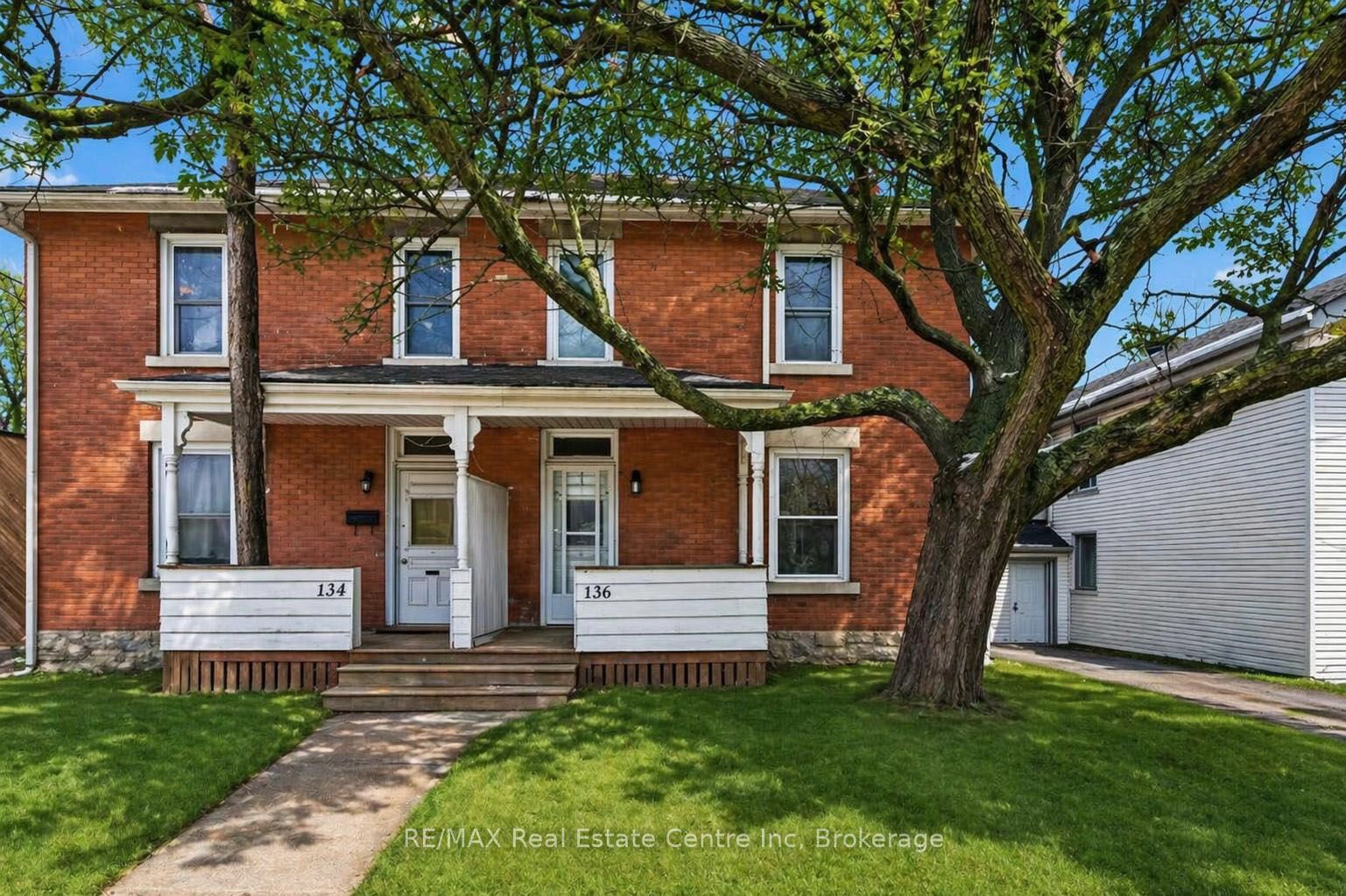 136 Paisley Street, Guelph, ON N1H 2P1 photo 2