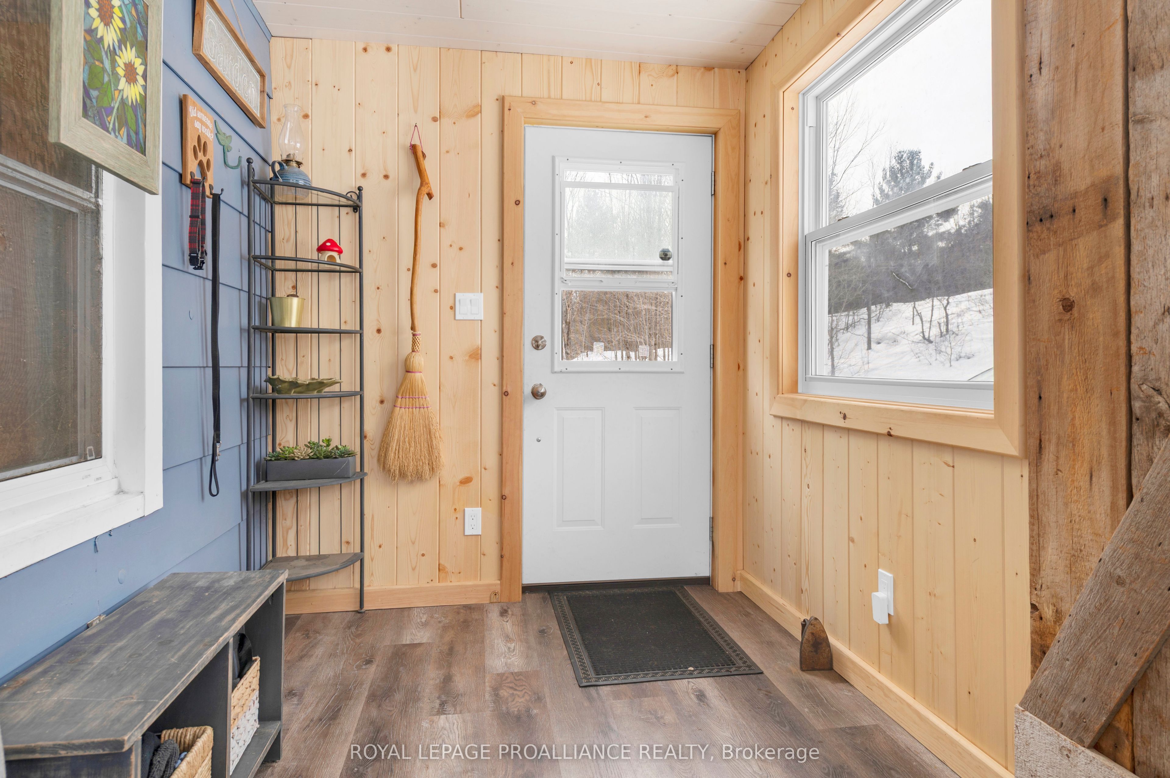 369 5th Concession Road S, Addington Highlands, ON K0H 1P0 photo 2