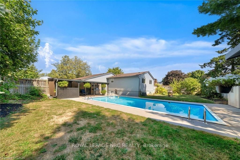23 Bismark Drive, Cambridge, ON N1S 4E6 photo 3