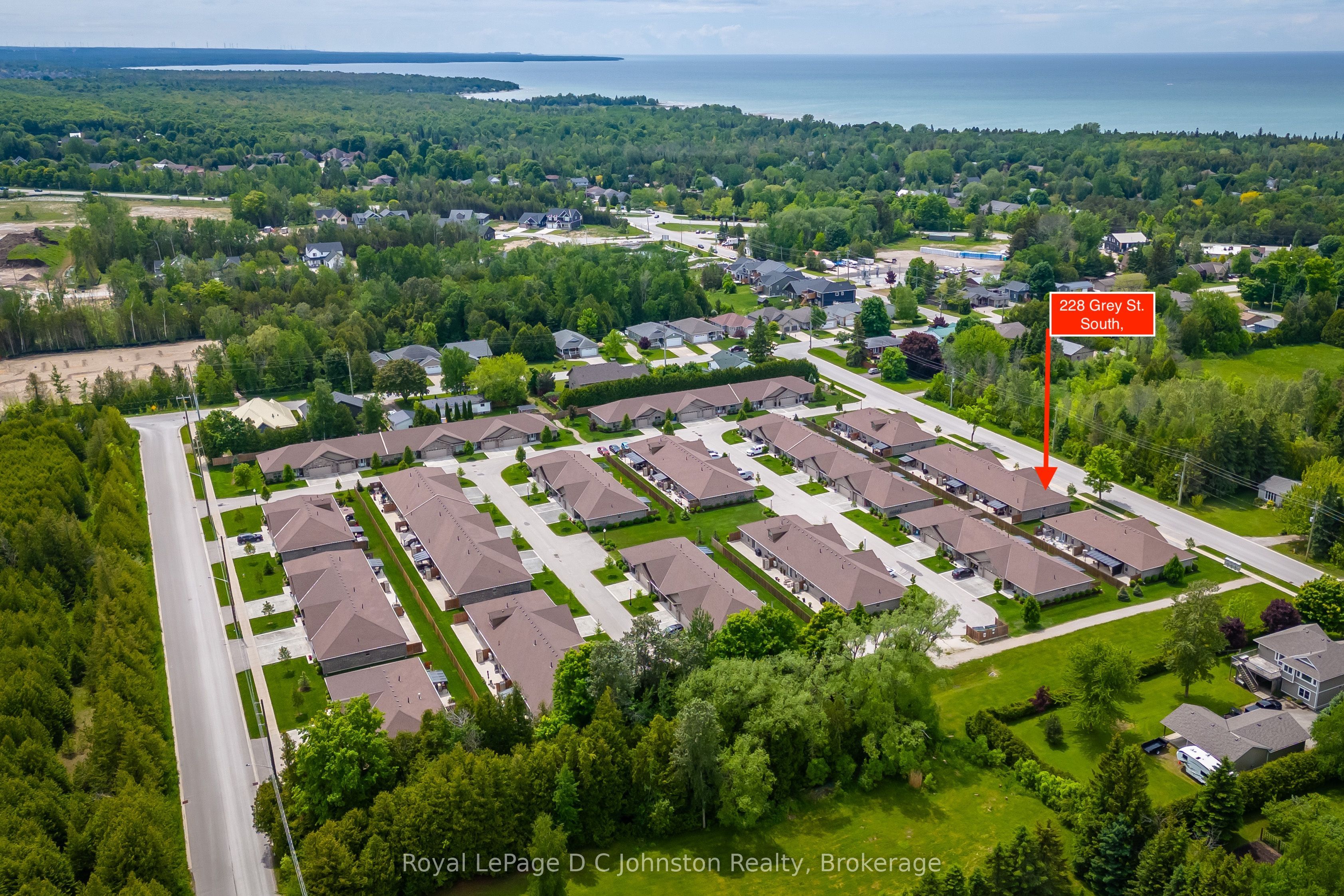 228 Grey Street S, Saugeen Shores, ON N0H 2L0 photo 5