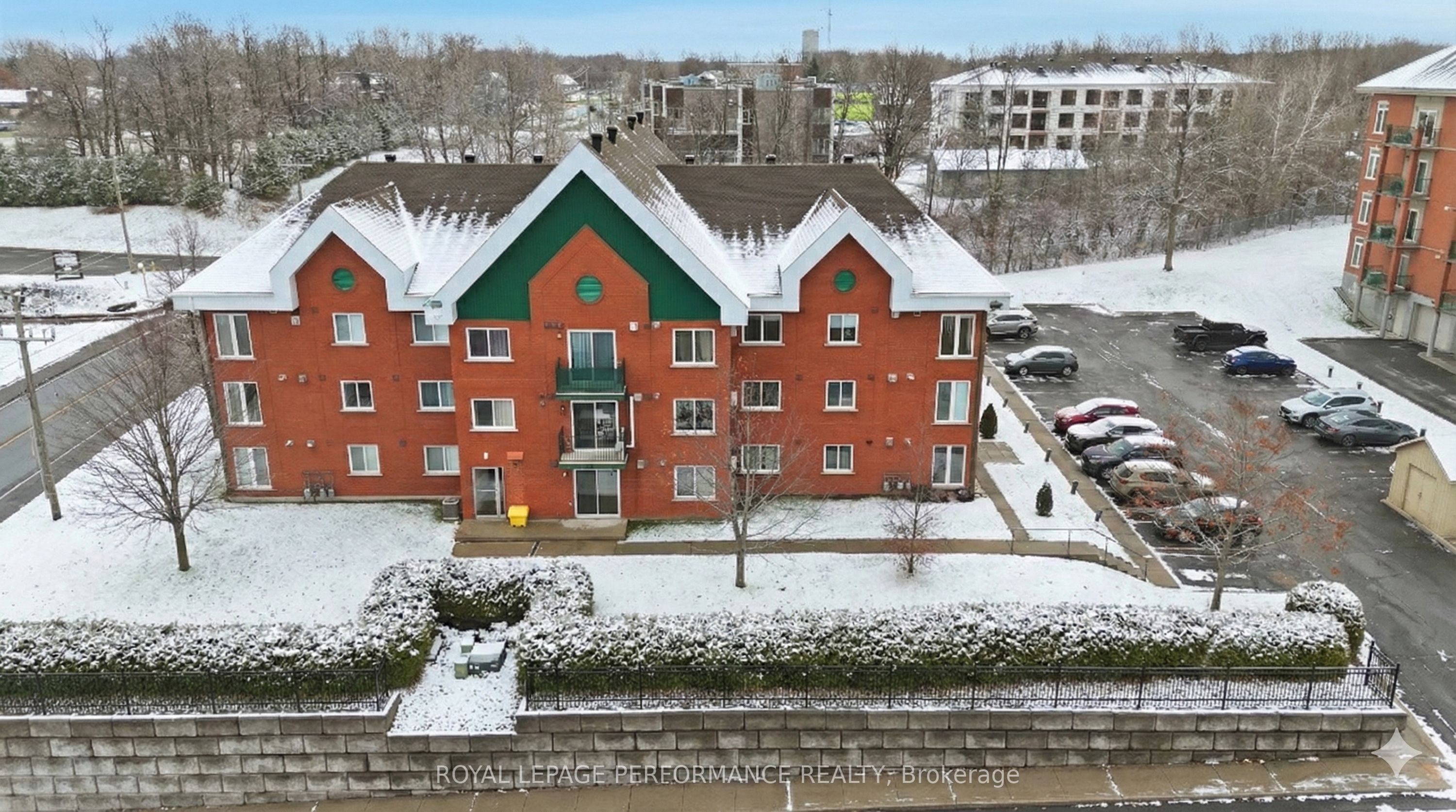 1101 Clement Street 112, Hawkesbury, ON K6A 3P1
