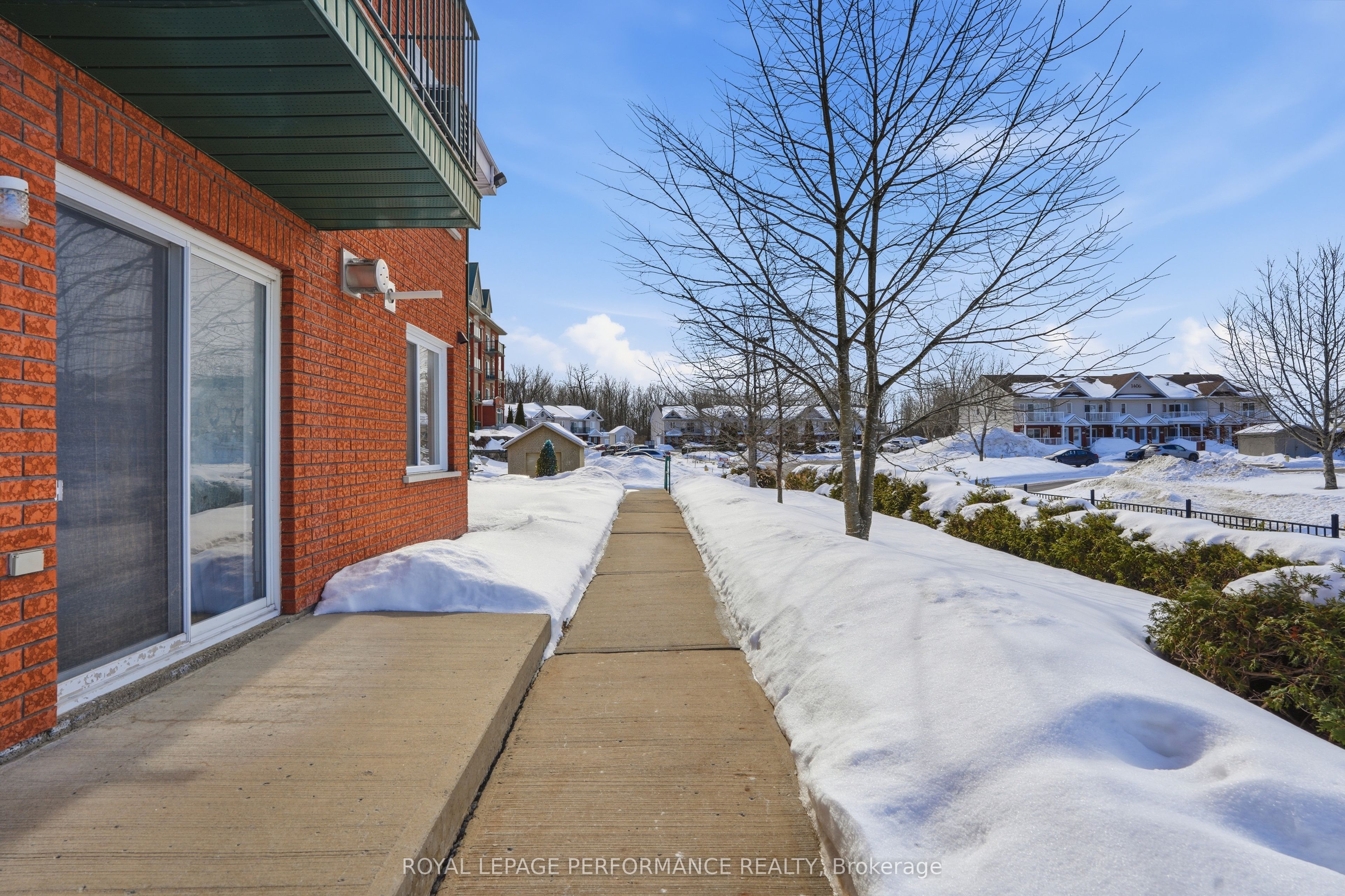 1101 Clement Street 112, Hawkesbury, ON K6A 3P1 photo 2