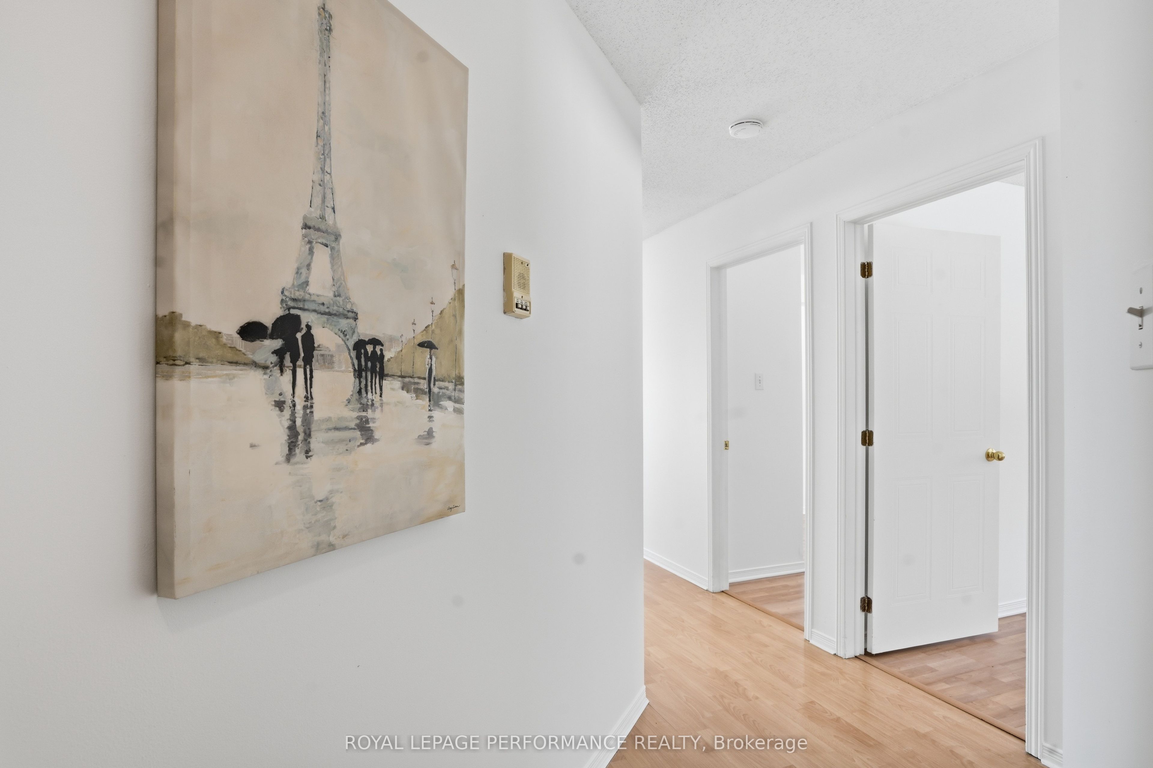 1101 Clement Street 112, Hawkesbury, ON K6A 3P1 photo 4