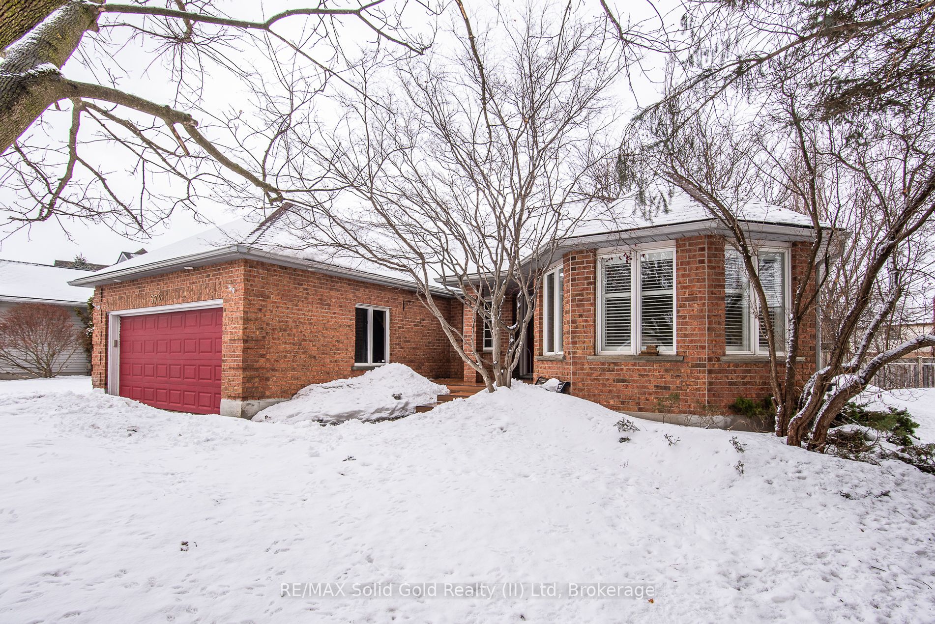 372 Gatestone Boulevard, Waterloo, ON N2T 2J6 photo 3