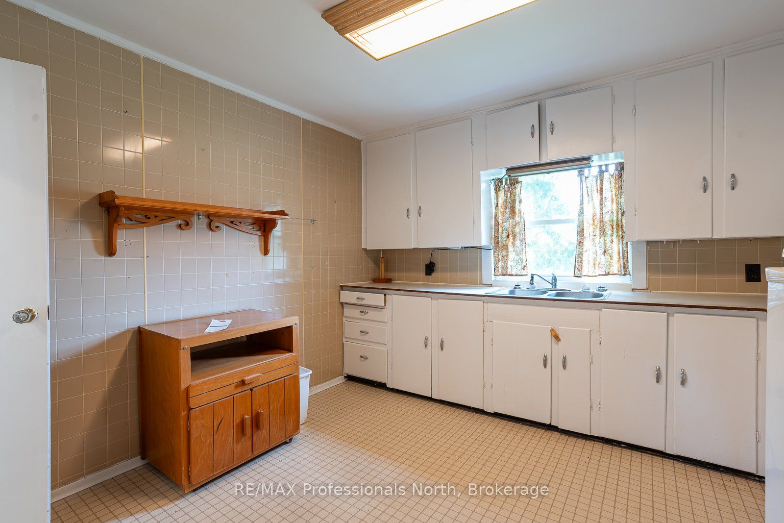 2319 Loop Road, Highlands East, ON K0L 3C0 photo 3