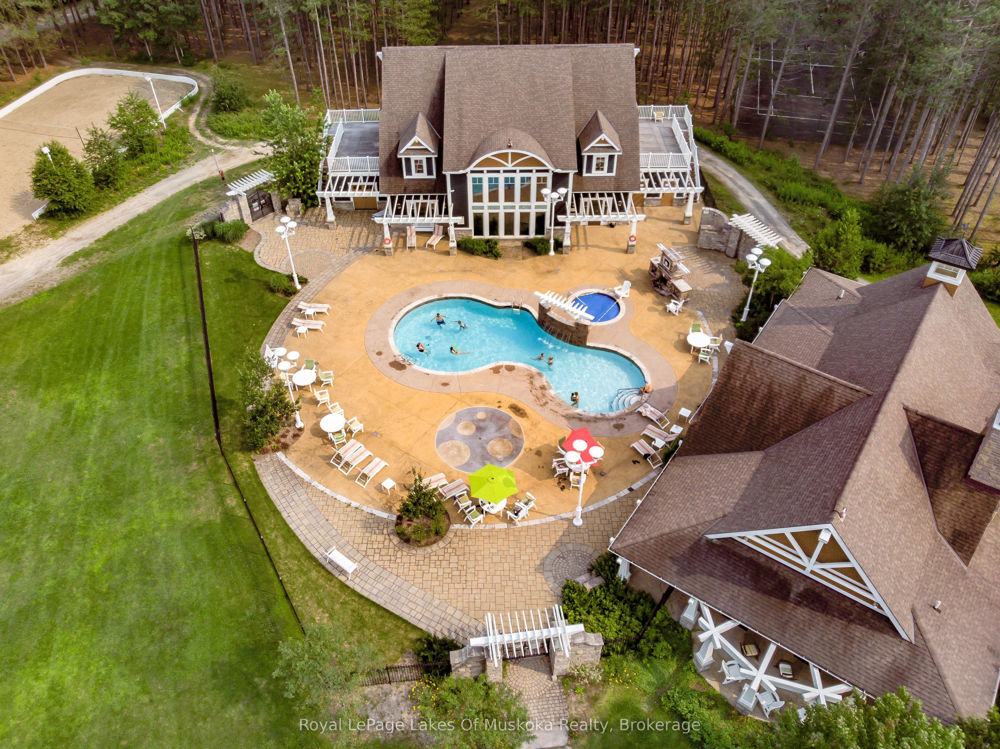 1020 Birch Glen Road V 9, W5, Lake of Bays, ON P0B 1A0 photo 4