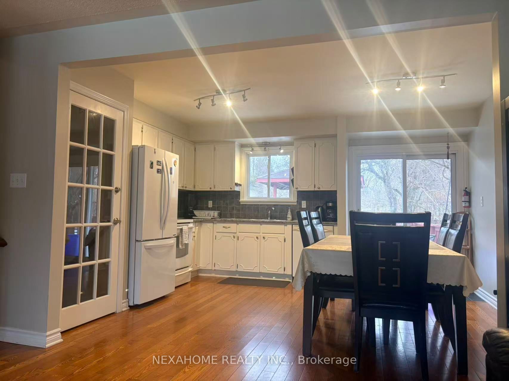 93 Gablewood Crescent, London North, ON N6G 2Z8 photo 3