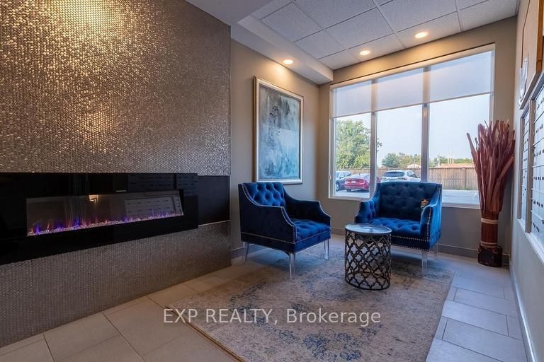 6289 Mcleod Road, Niagara Falls, ON L2G 3E9 photo 2