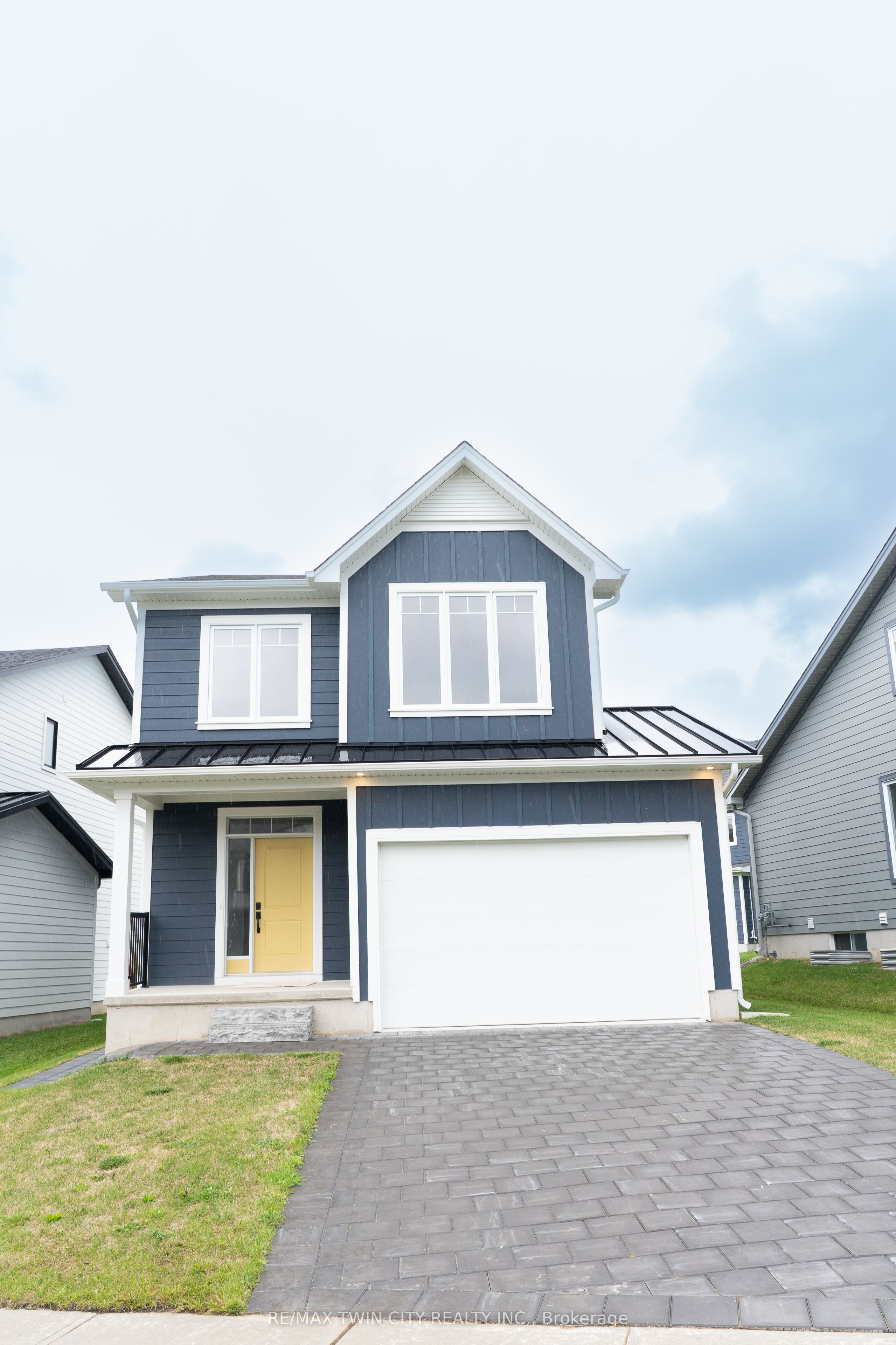 163 JULIE Crescent, London South, ON N5X 3X4