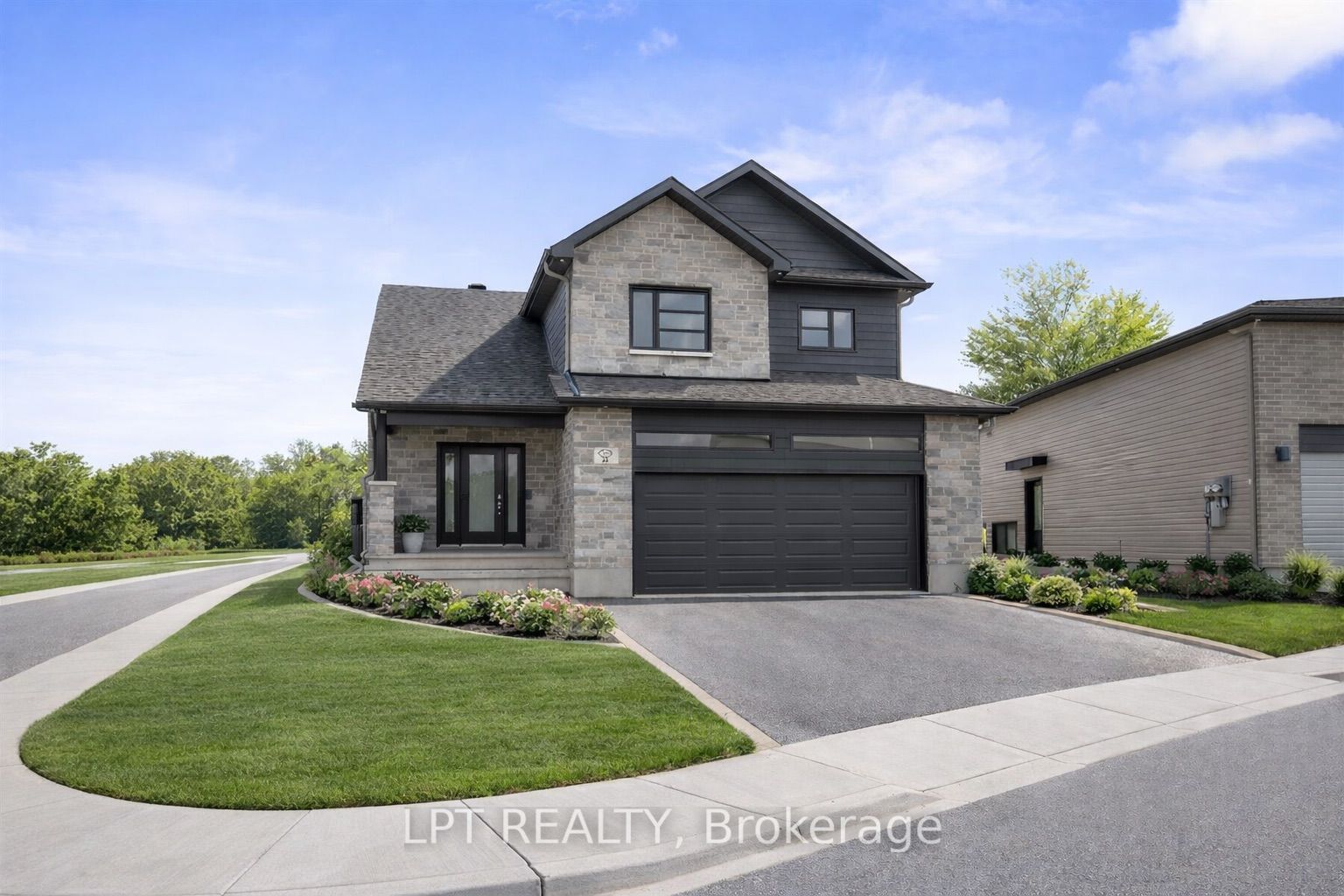 75 Chateauguay Street, Russell, ON K0A 1W0