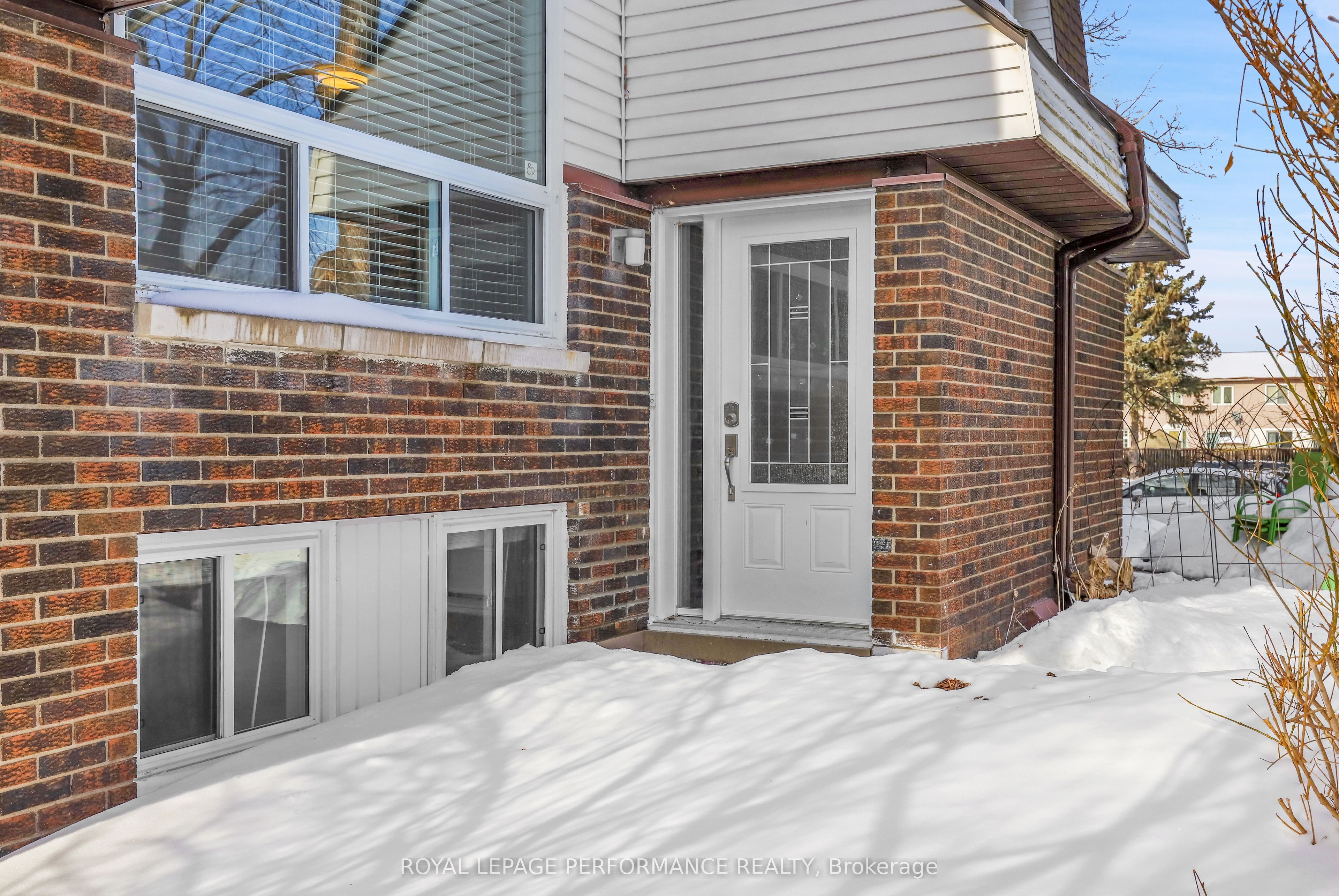 8D Lovell Lane, Bells Corners and South to Fallowfield, ON K2H 9B6 photo 3