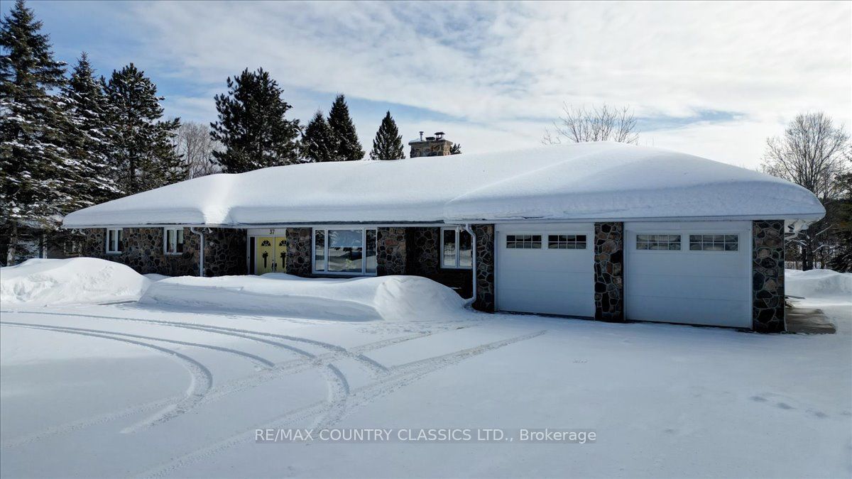 37 Golfview Drive, Bancroft, ON K0L 1C0 photo 4