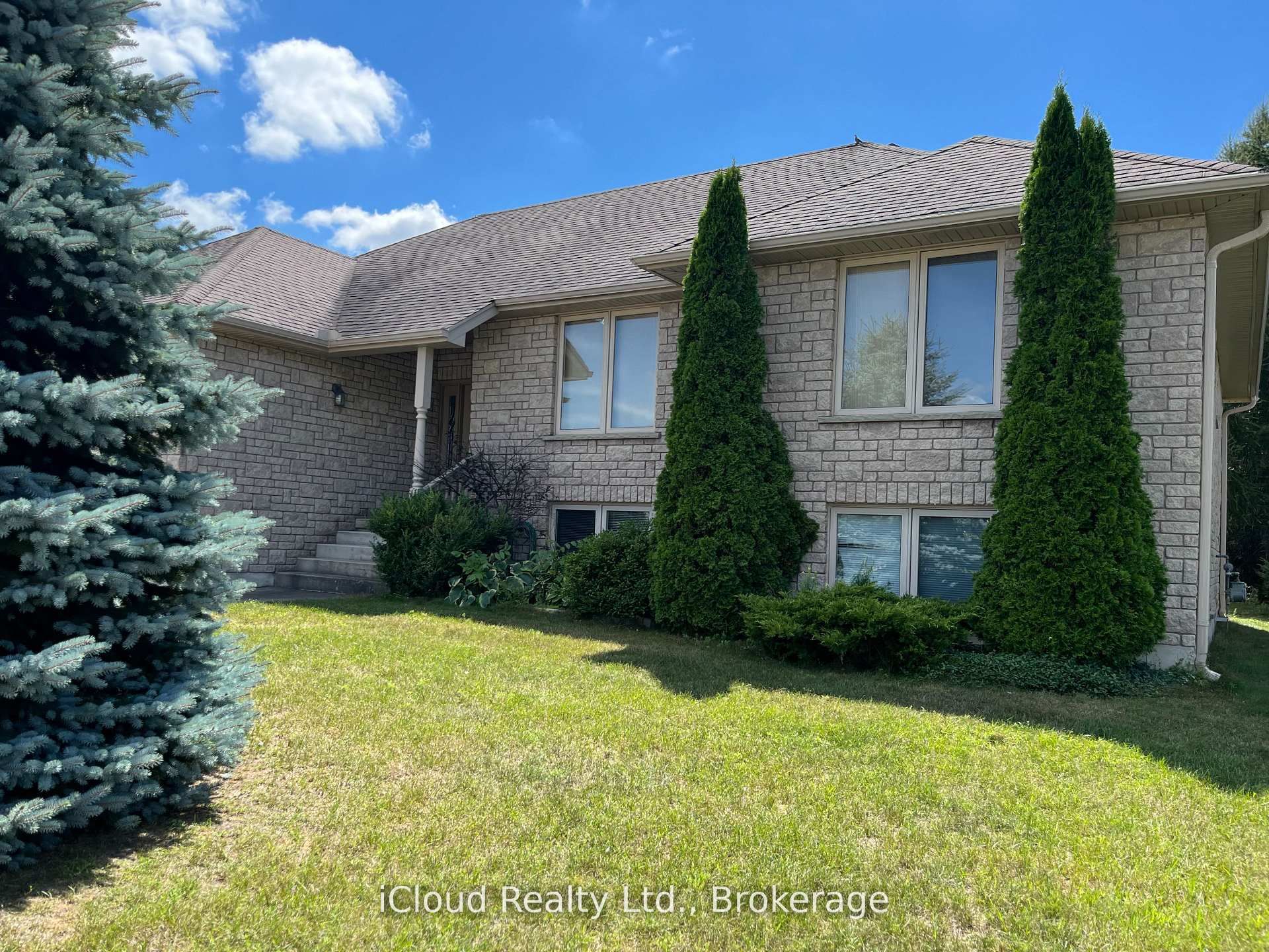 782 Brentwood Drive, Saugeen Shores, ON N0H 2C4 photo 2