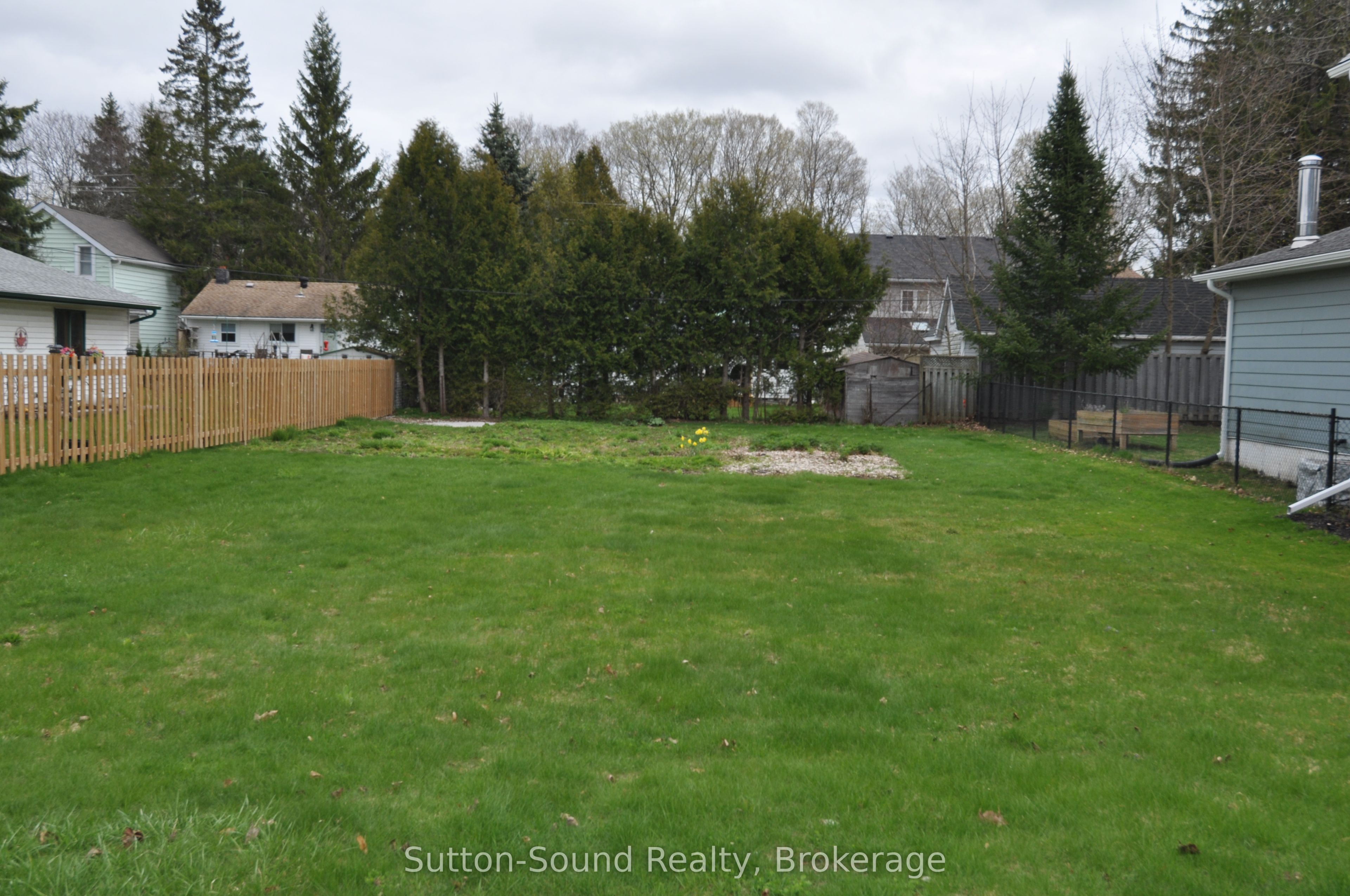 863 5th Avenue W, Owen Sound, ON N4K 5A5 photo 5